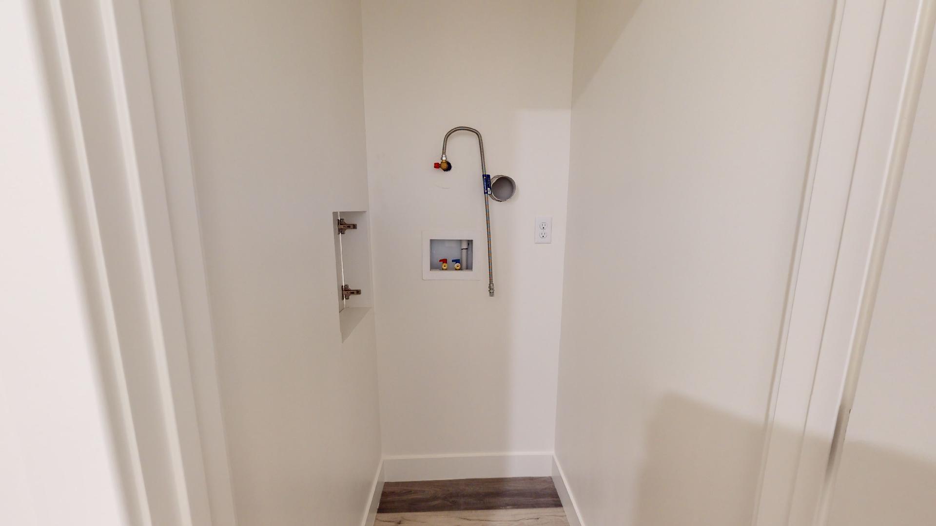TRAILSIDE - Residential