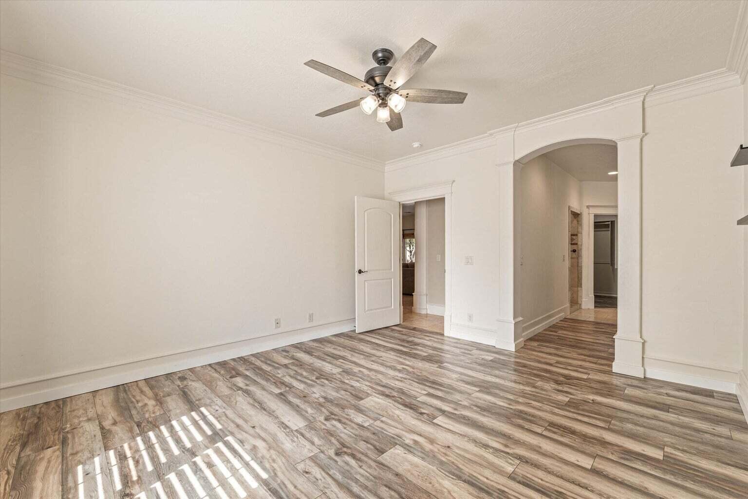 ROCK HAMPTON - Residential