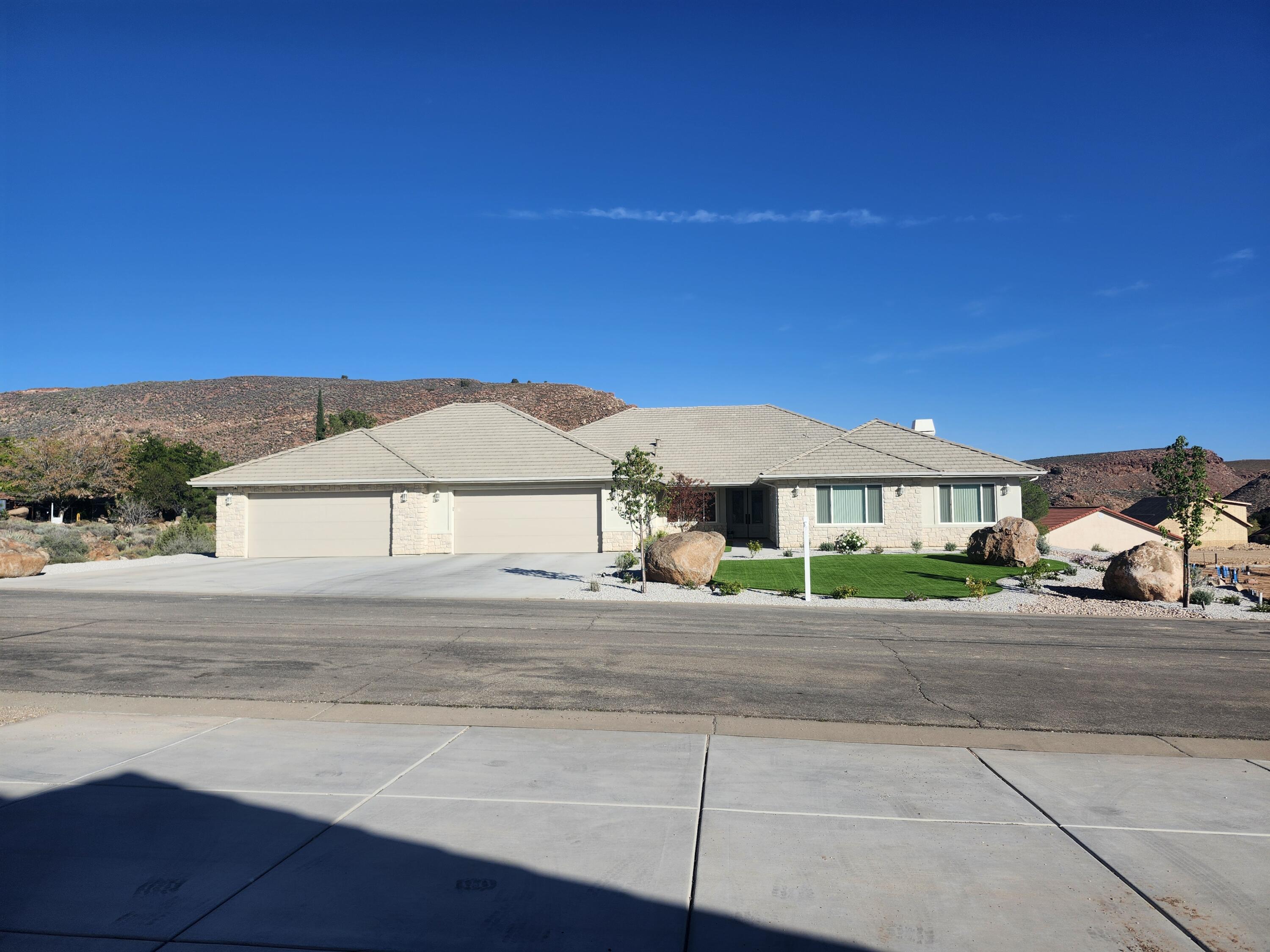 VISTA VIEW ESTATES - Residential