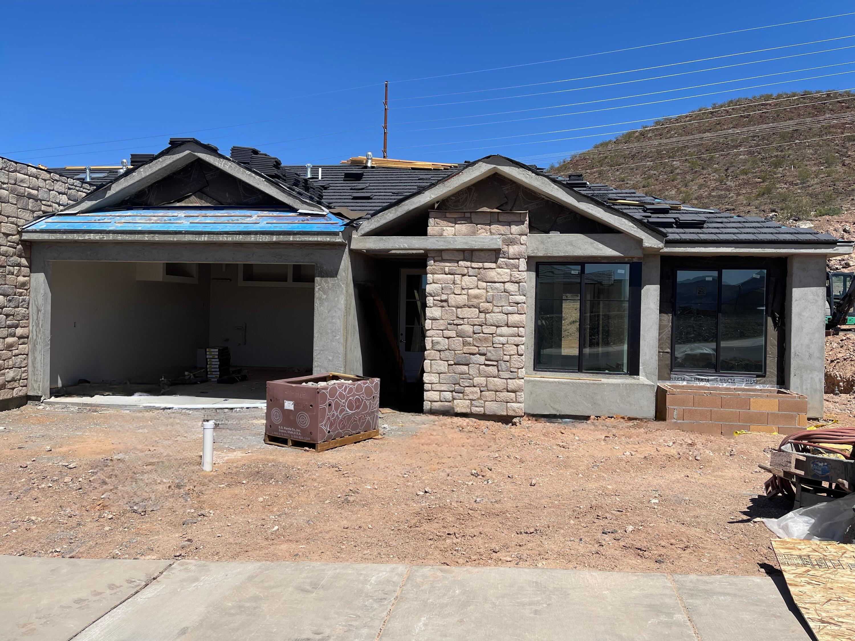 PAINTED SANDS - Residential