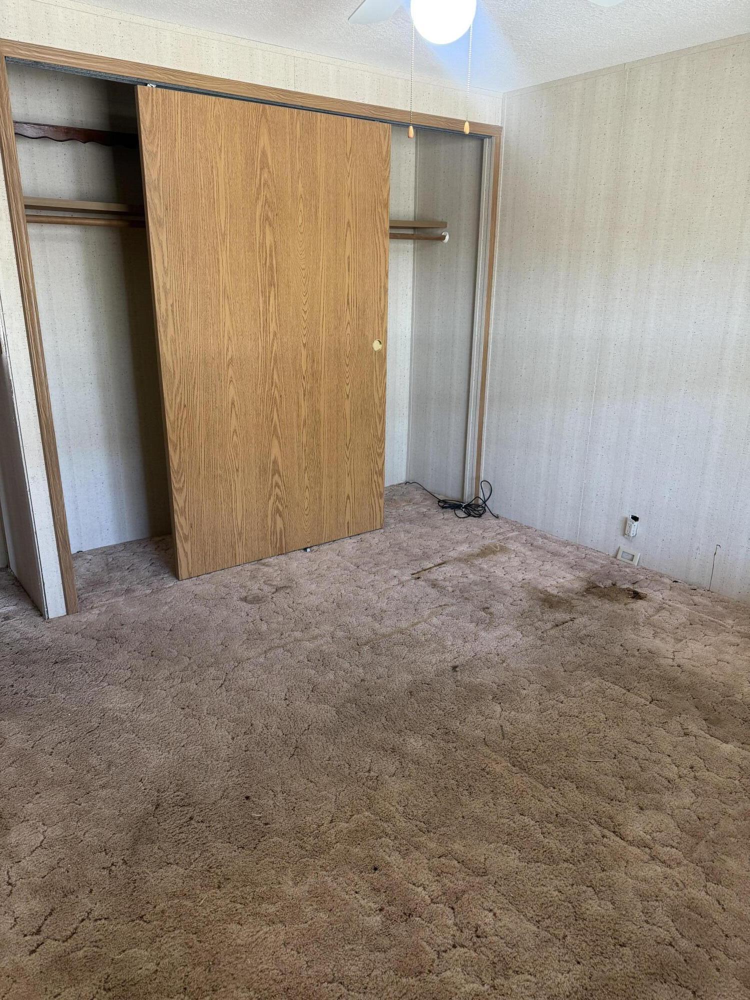 RAINBOW RIDGE MOBILE HOME PARK - Residential