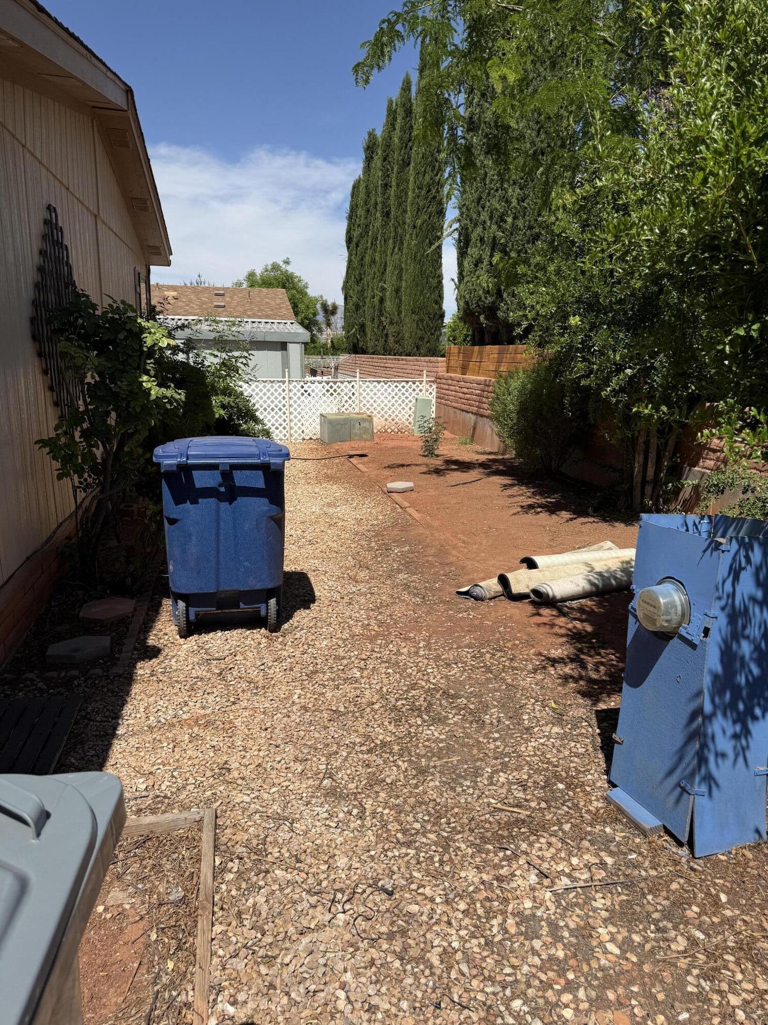 RAINBOW RIDGE MOBILE HOME PARK - Residential