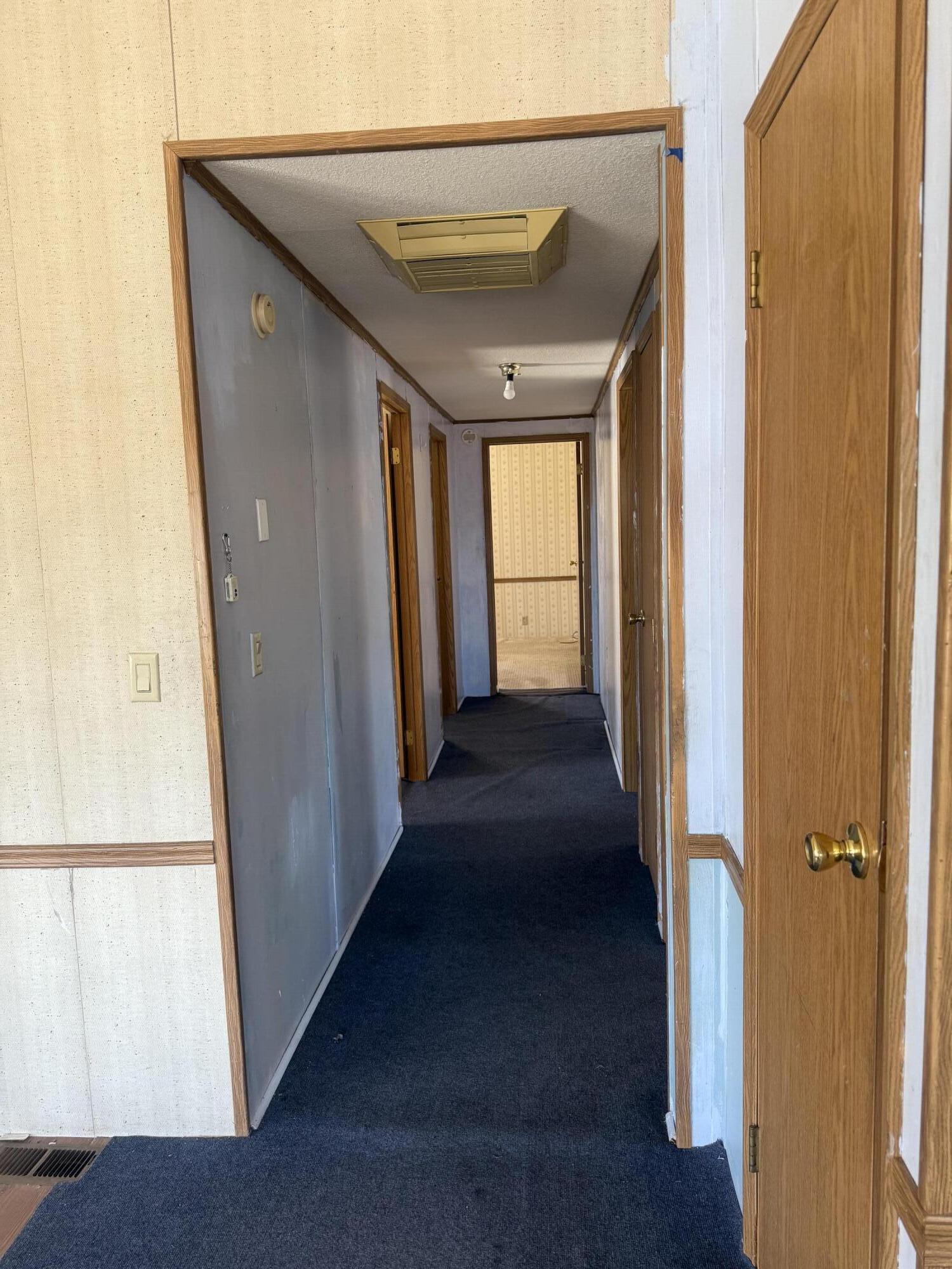RAINBOW RIDGE MOBILE HOME PARK - Residential