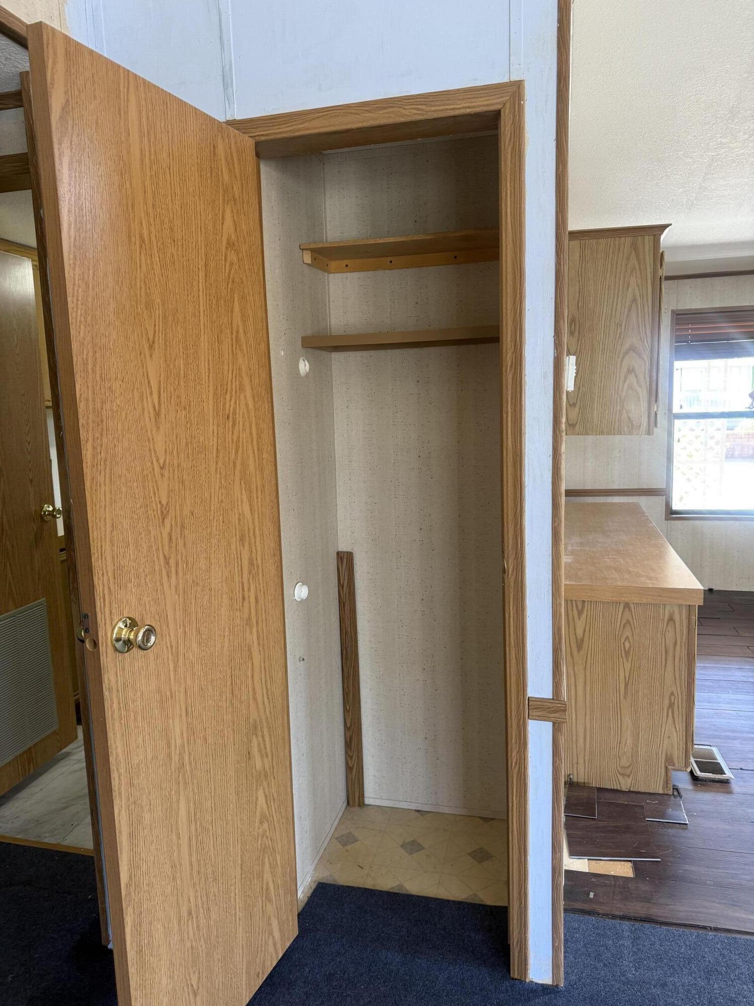 RAINBOW RIDGE MOBILE HOME PARK - Residential