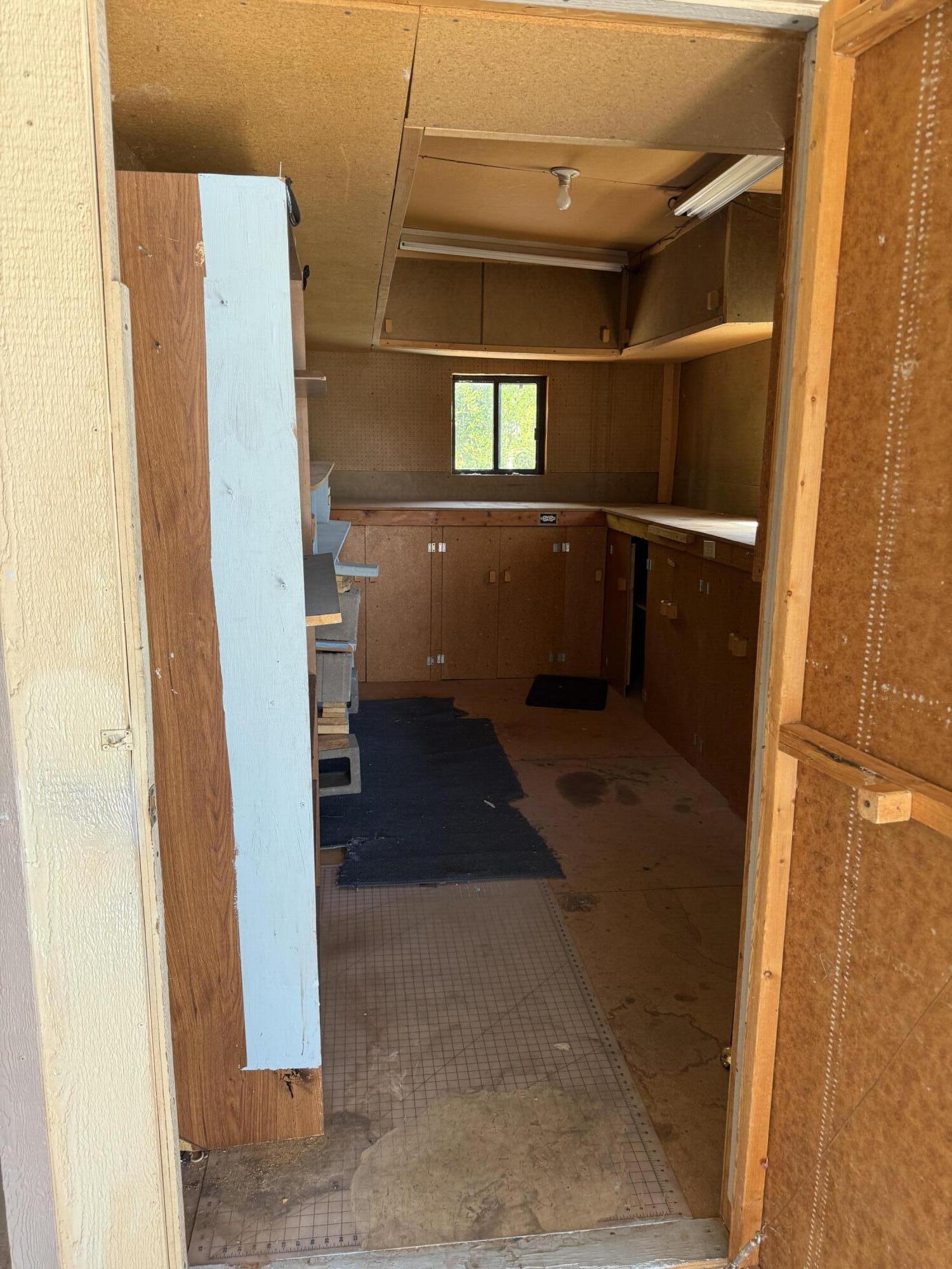 RAINBOW RIDGE MOBILE HOME PARK - Residential