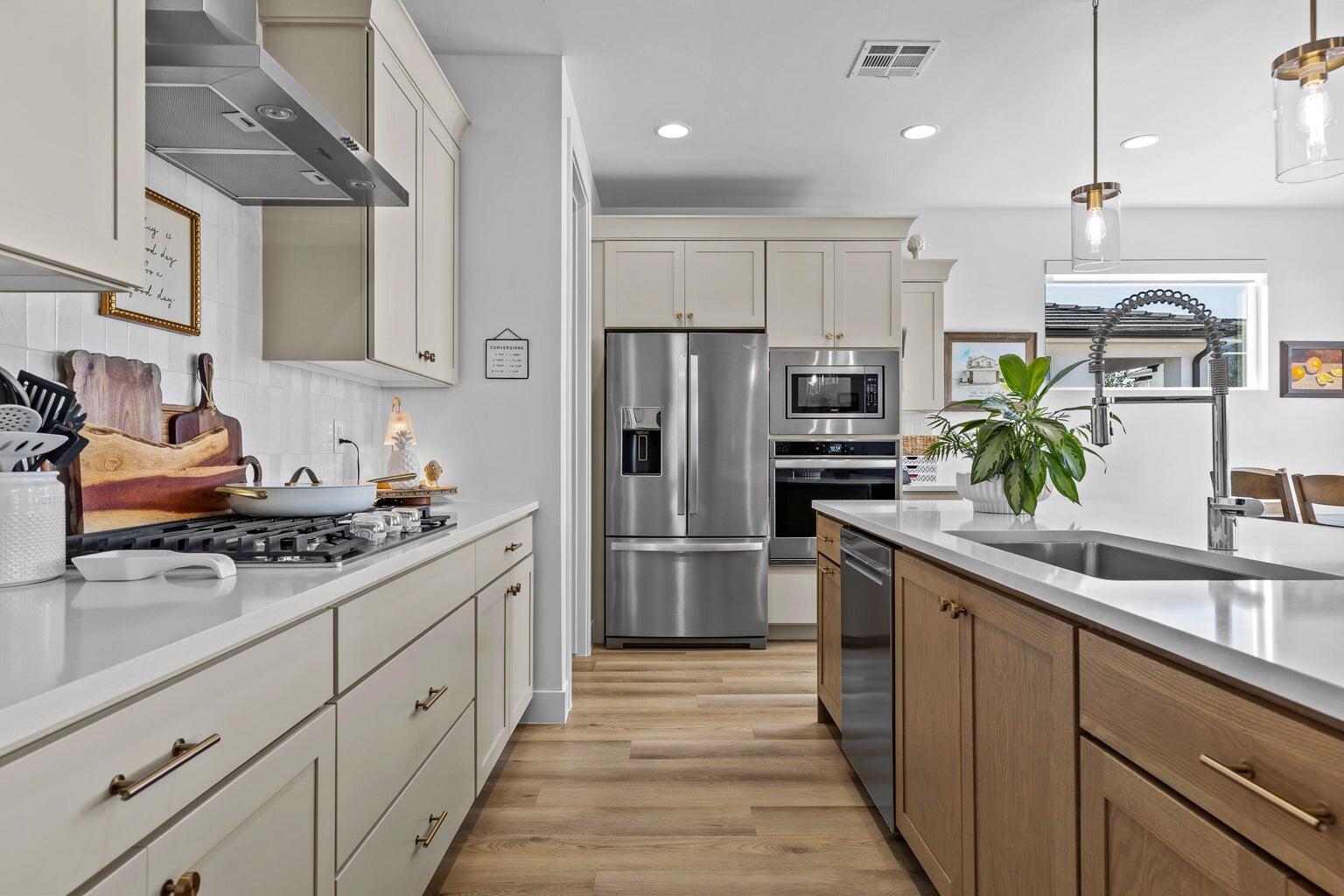 HERITAGE PLACE - Residential