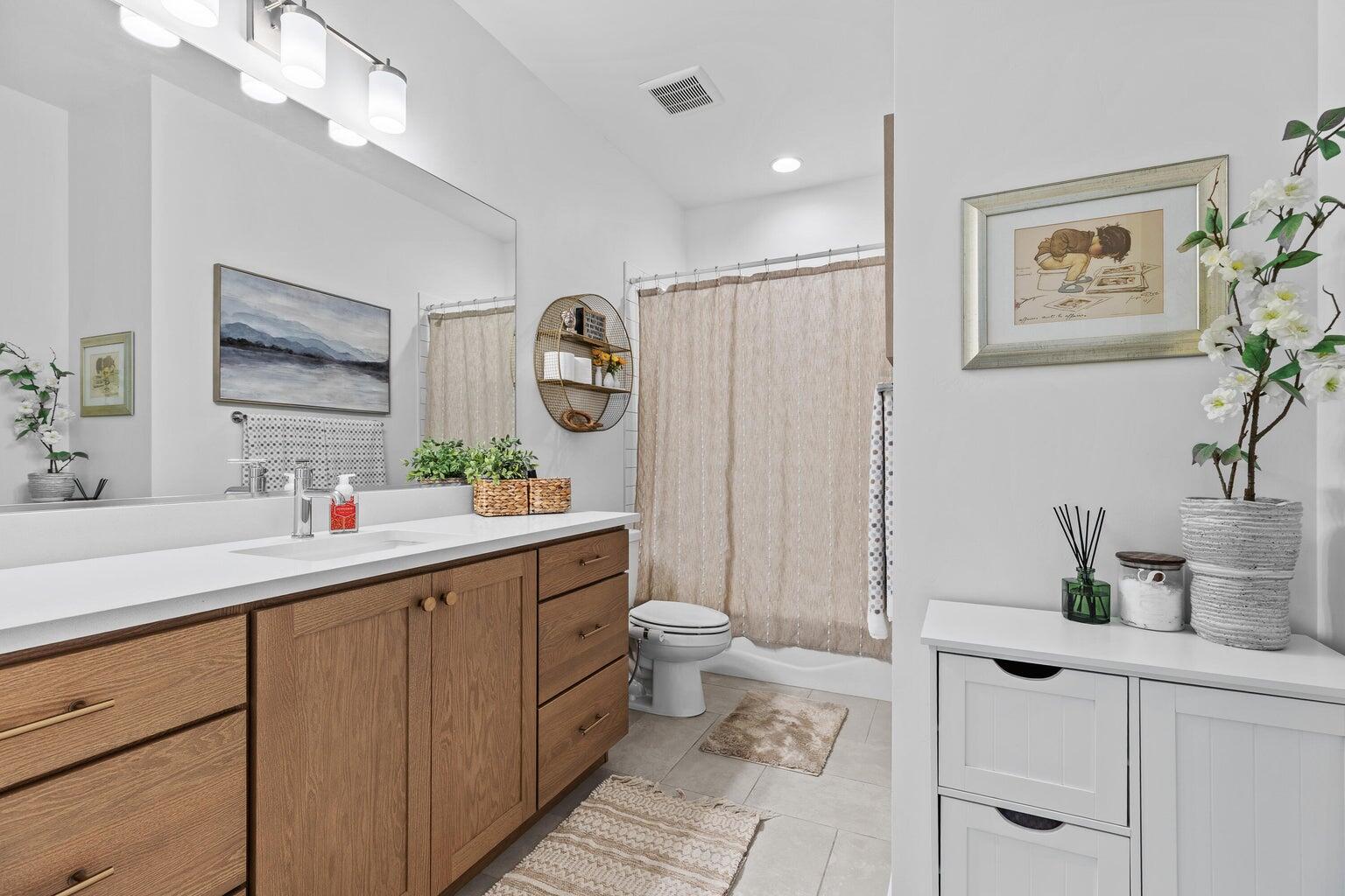 HERITAGE PLACE - Residential
