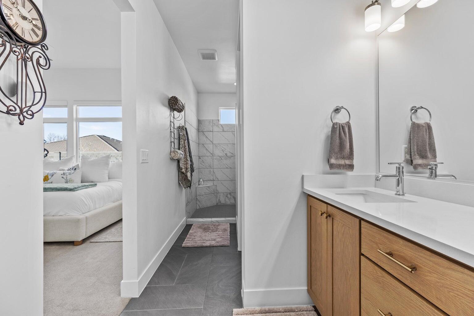 HERITAGE PLACE - Residential