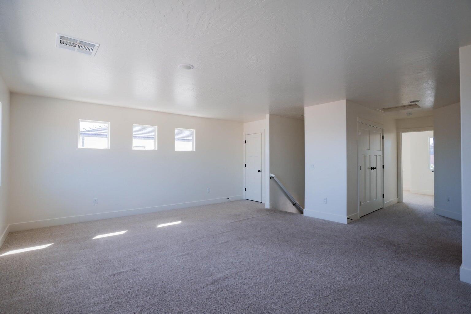 SAND RIDGE - Residential