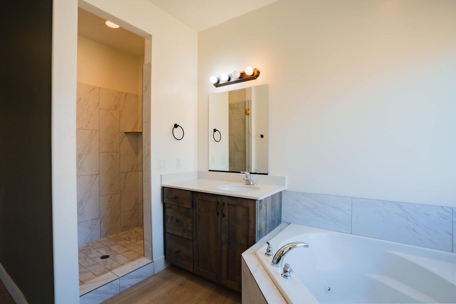 SAND RIDGE - Residential