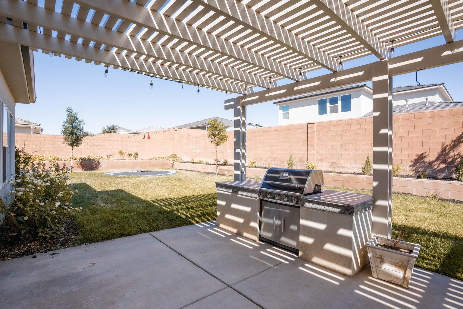 SAND RIDGE - Residential