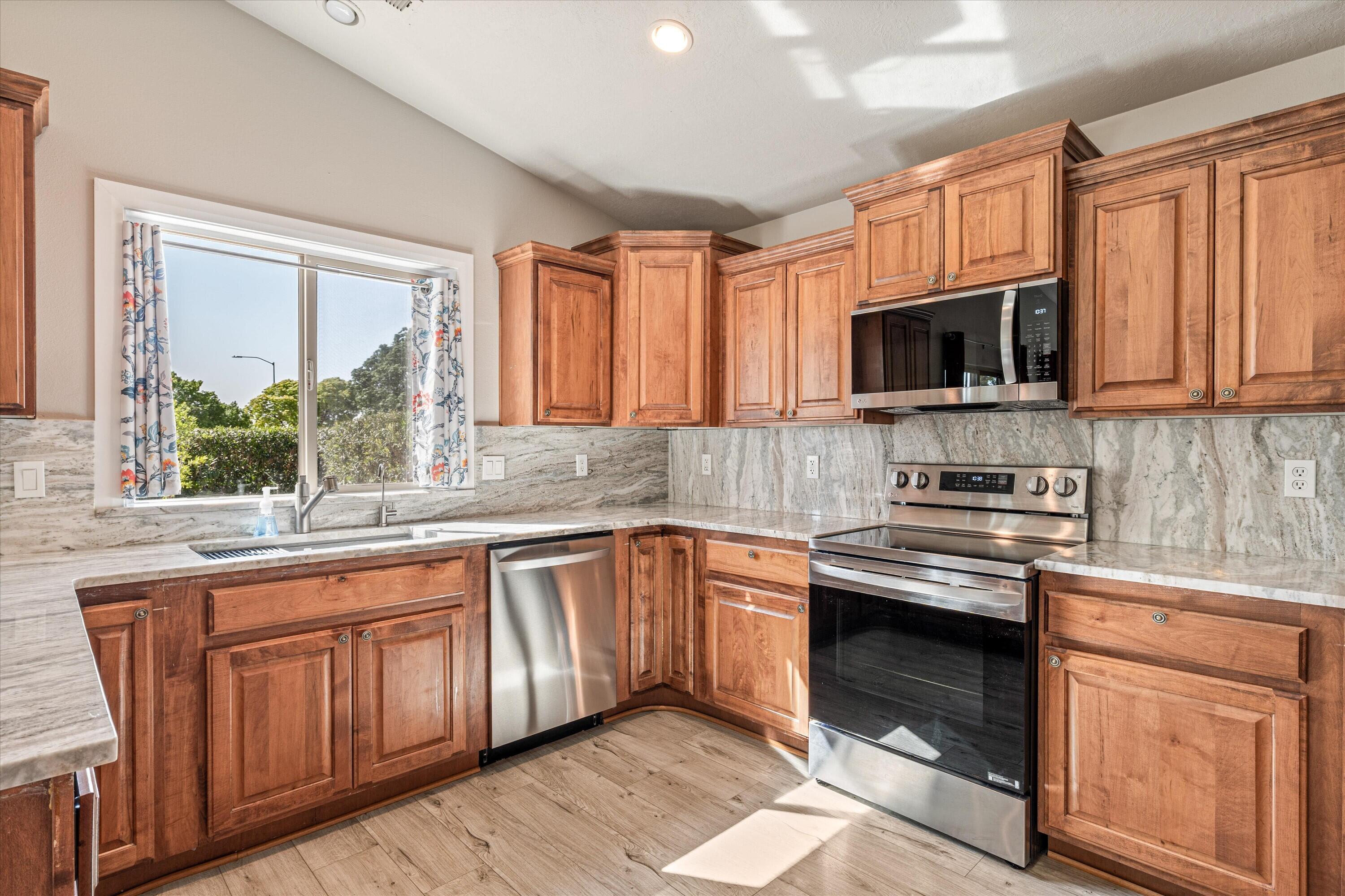 RIVER RIDGE ESTATES - Residential