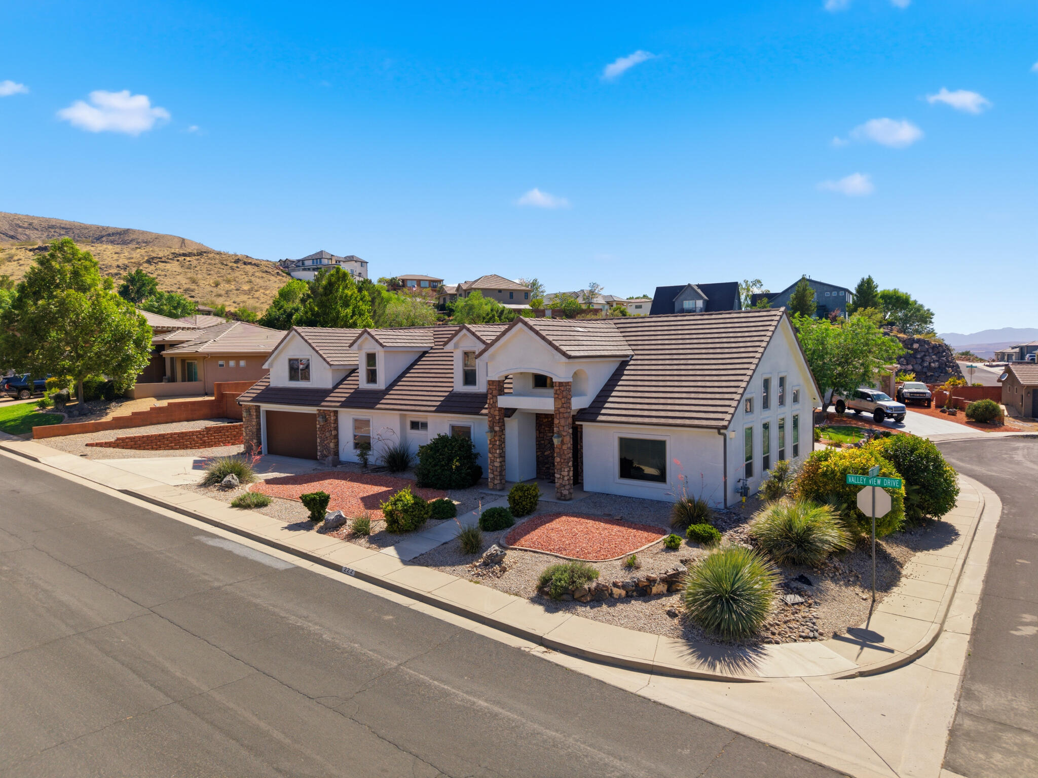 PAINTED HILLS RLINGTON HEIGHTS - Residential