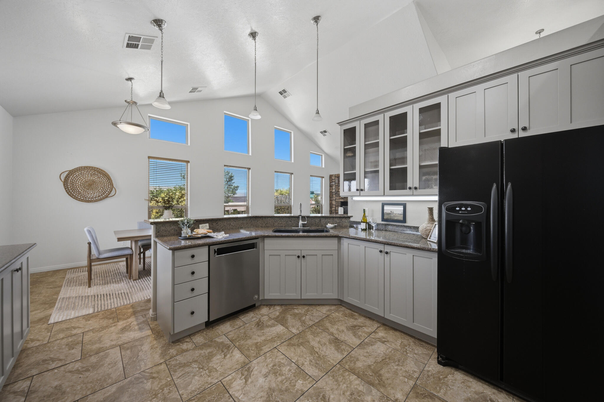 PAINTED HILLS RLINGTON HEIGHTS - Residential