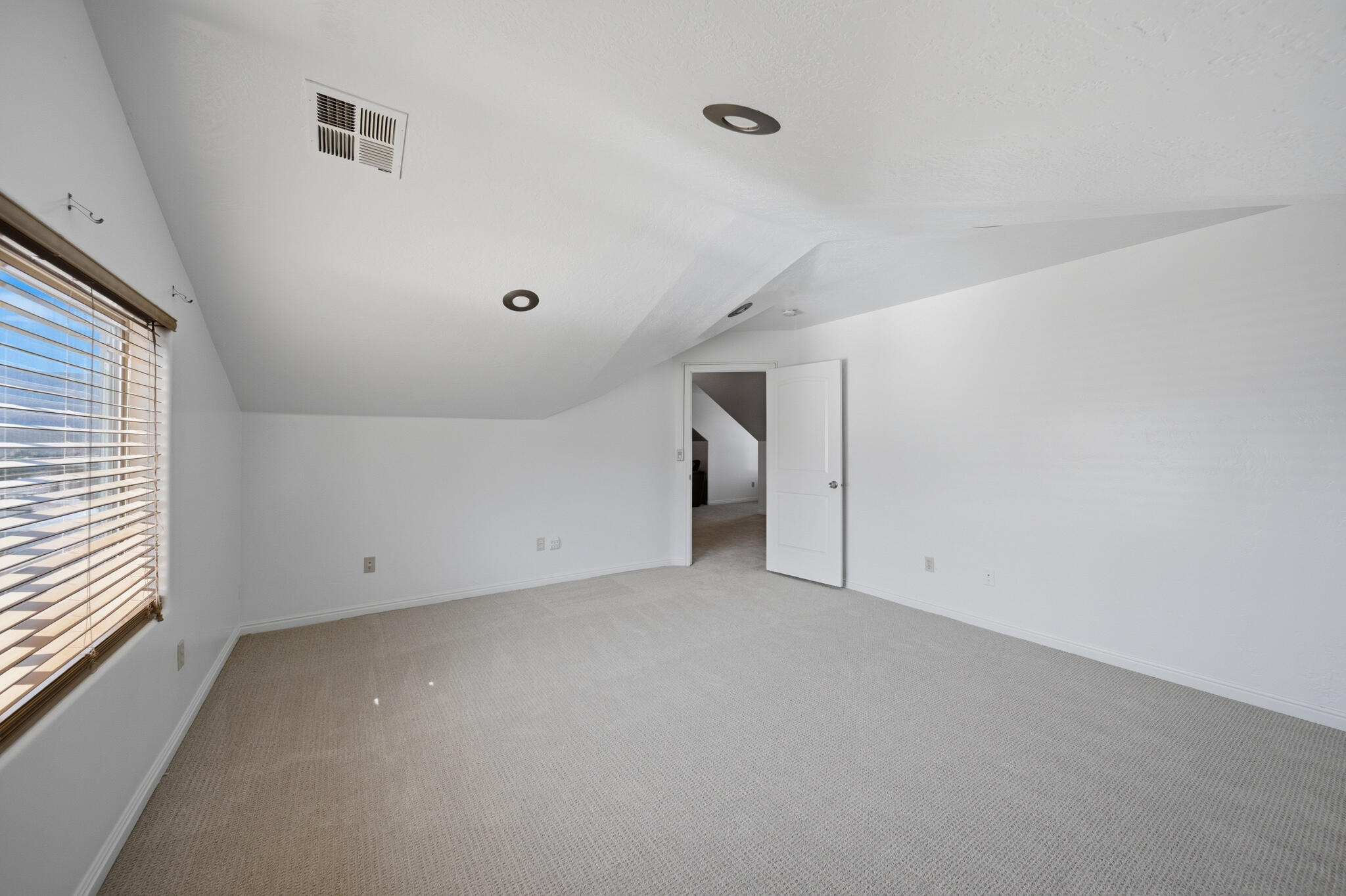 PAINTED HILLS RLINGTON HEIGHTS - Residential