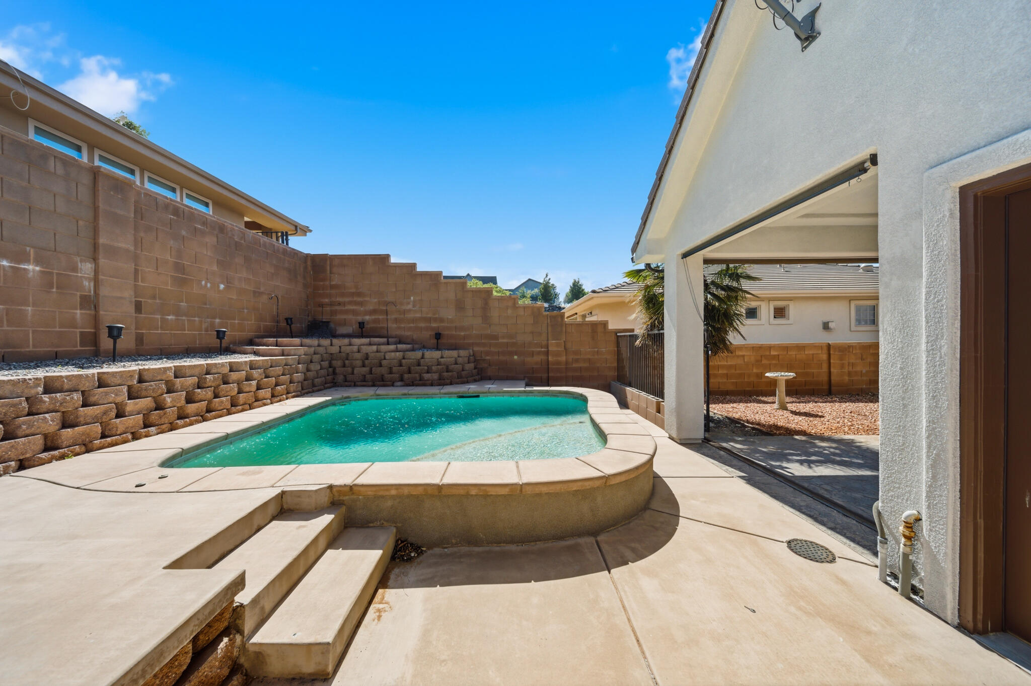 PAINTED HILLS RLINGTON HEIGHTS - Residential