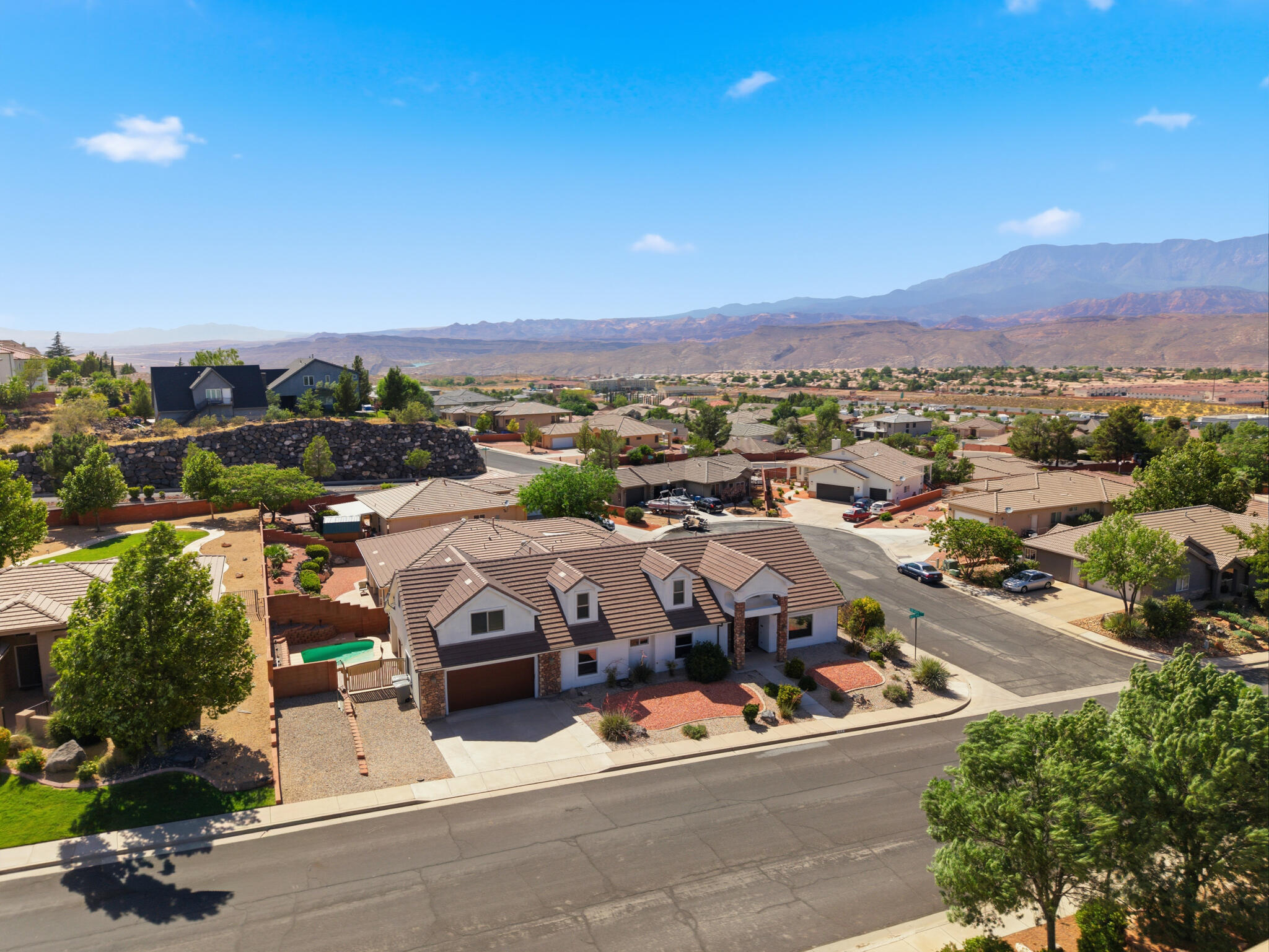 PAINTED HILLS RLINGTON HEIGHTS - Residential