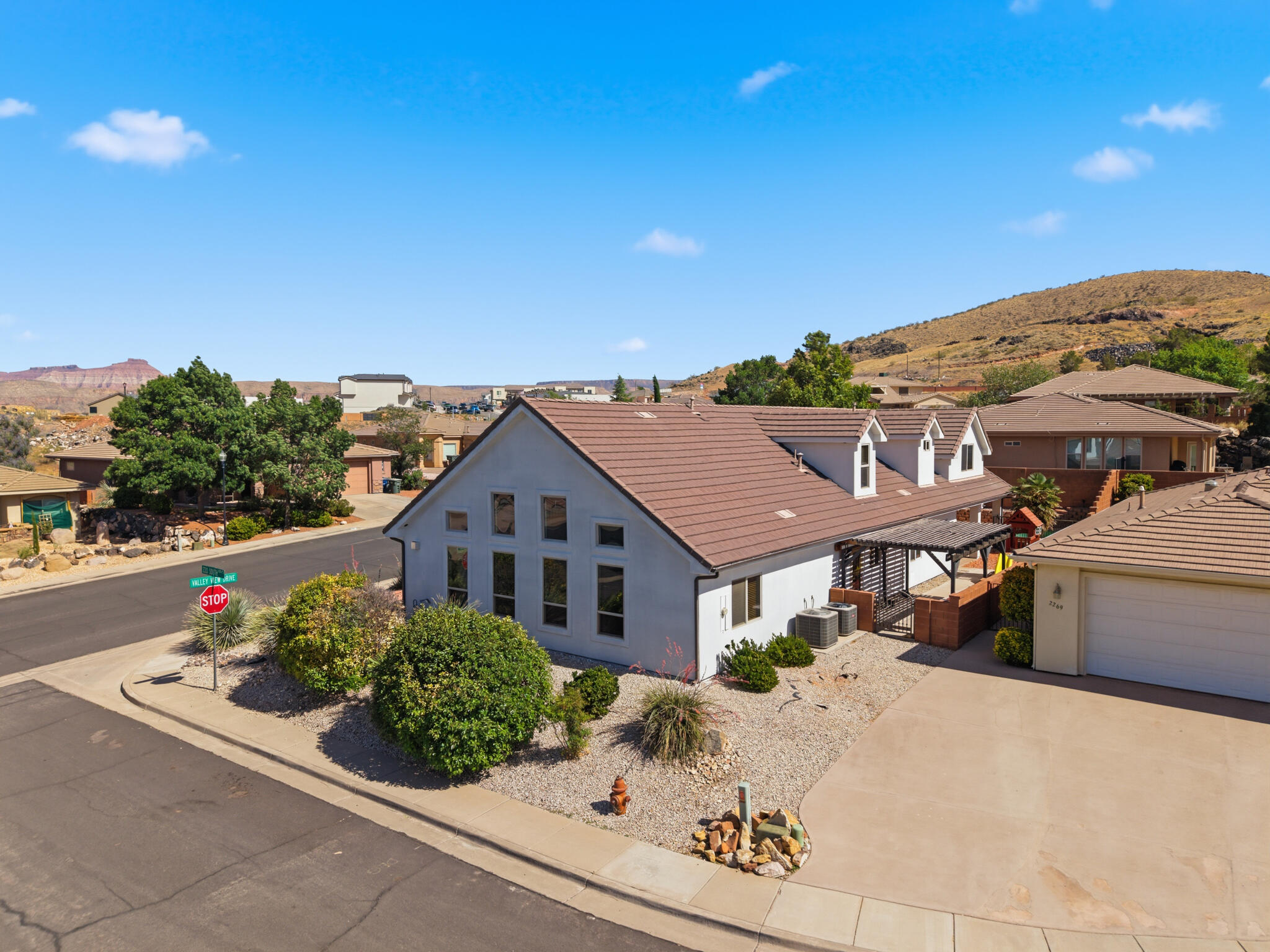 PAINTED HILLS RLINGTON HEIGHTS - Residential