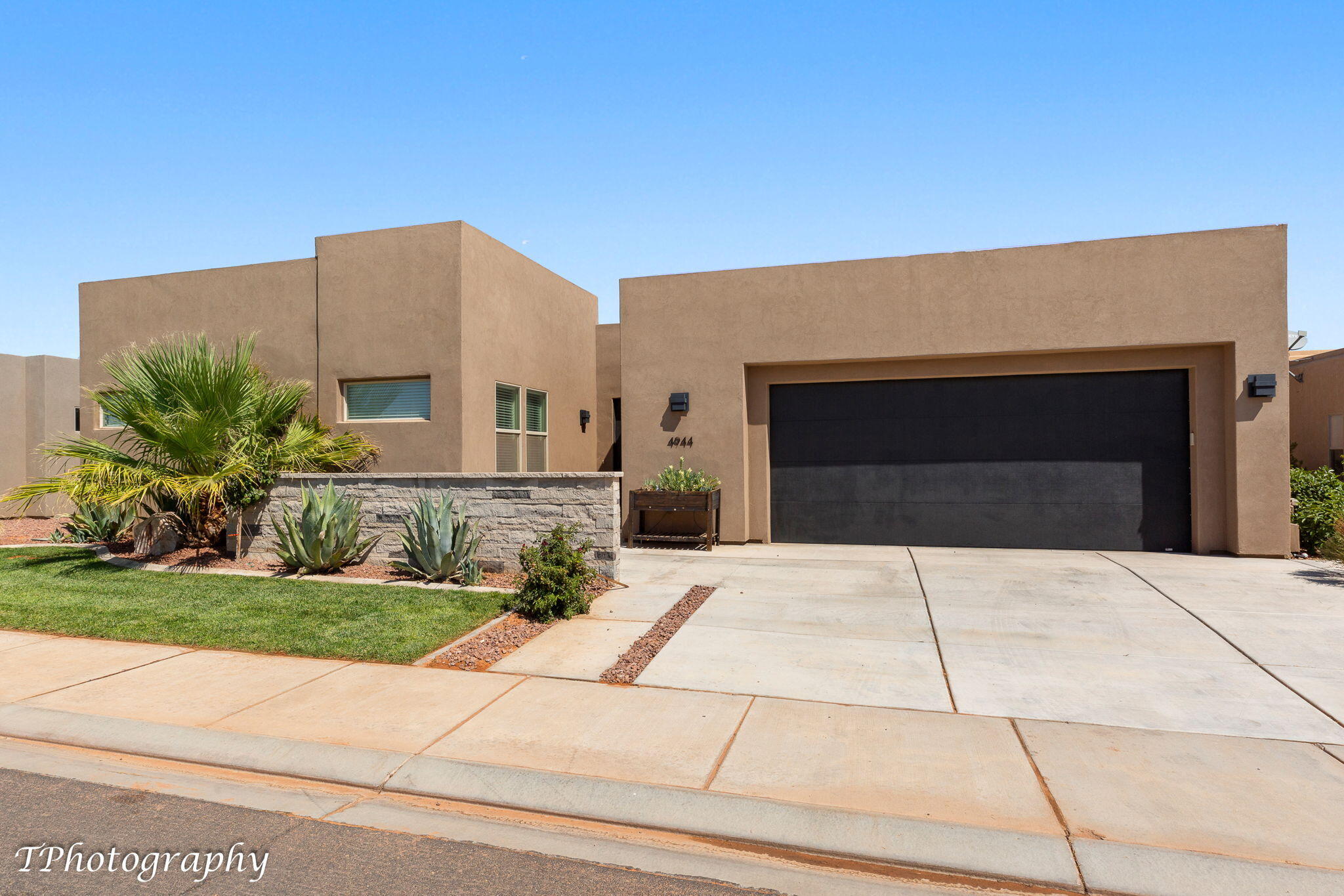 RETREAT AT SAND HOLLOW RESORT - Residential