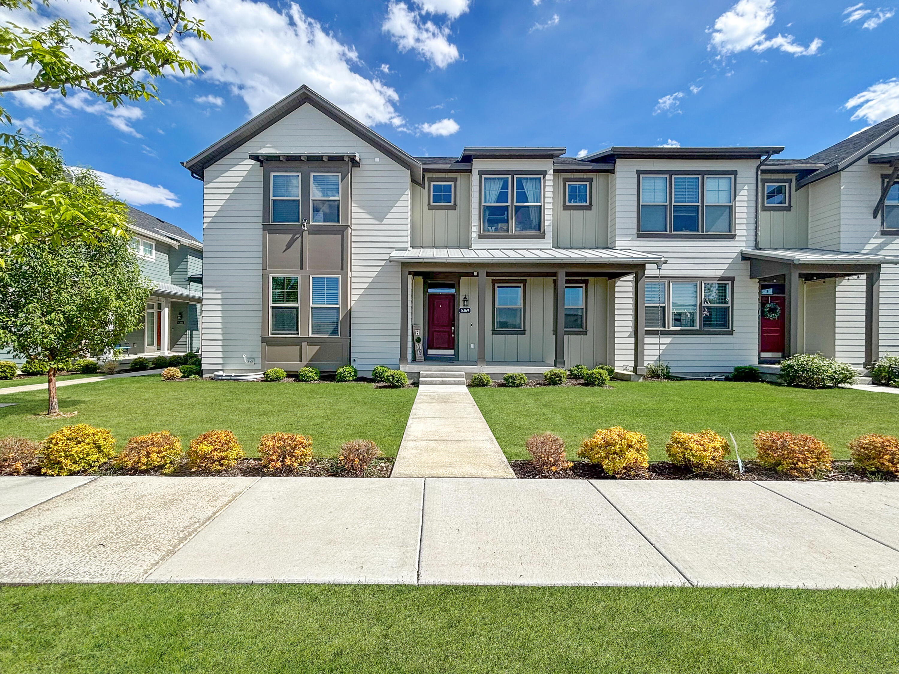 Stunning 2,471 sq ft townhouse in Daybreak! 4BD/2.5BA, quartz kitchen, hardwood floors, mountain views & 2-car garage. Pool, hot tub, pickleball, gym & clubhouse included in HOA. Basement stubbed for bath - instant equity. Built 2020. Utah living at its finest!