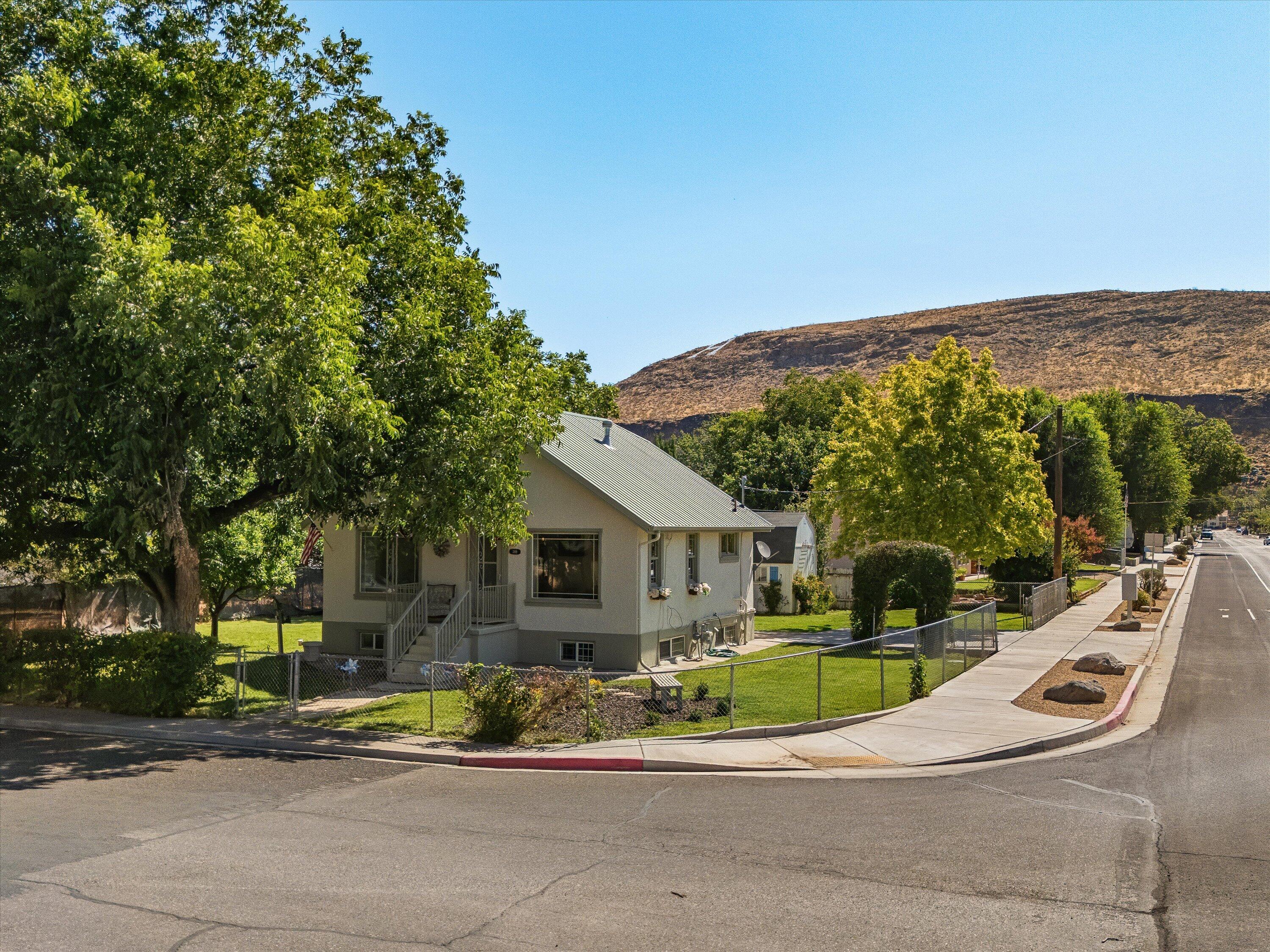 HURRICANE TOWNSITE - Residential