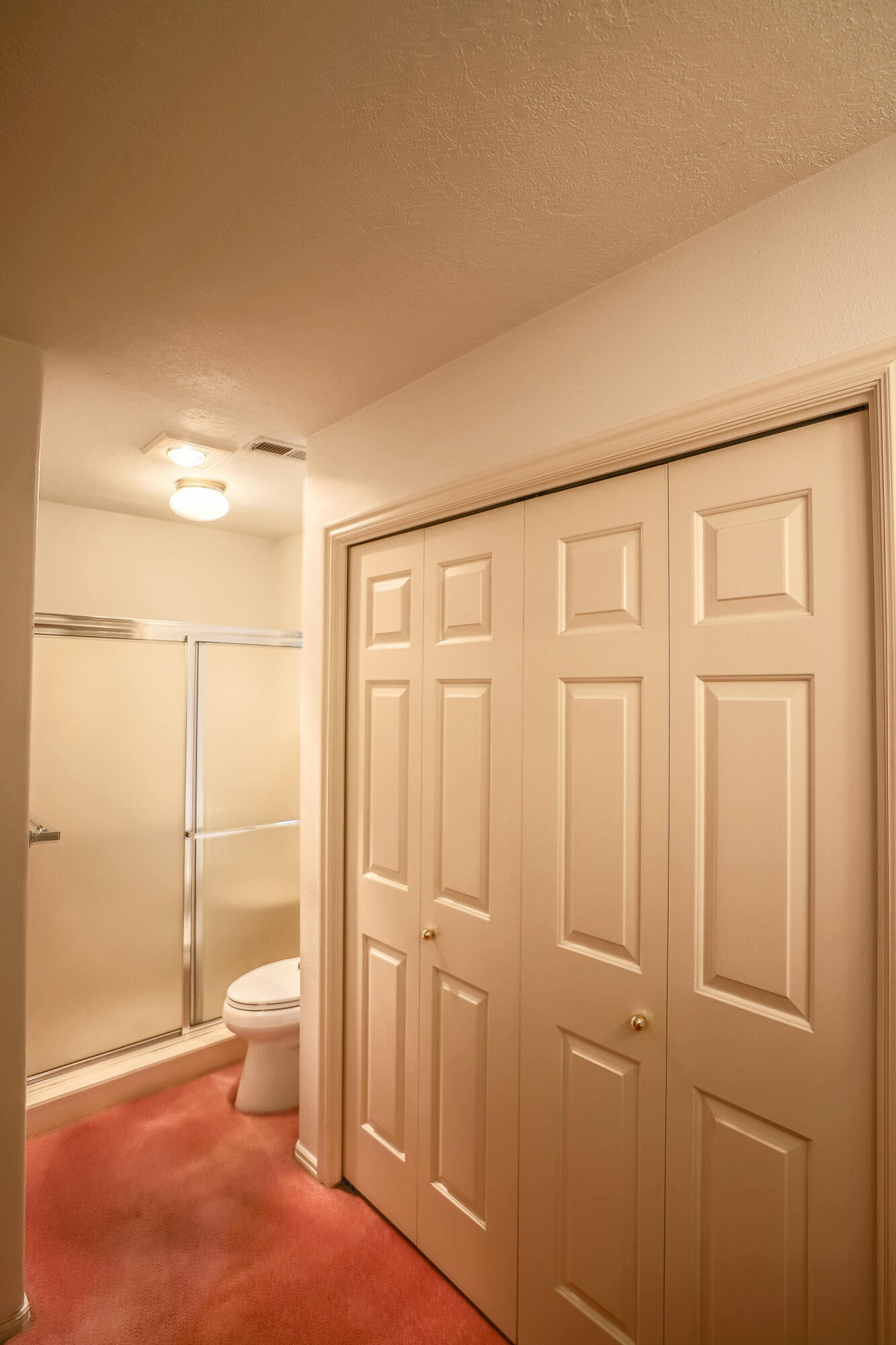 CREEKSIDE HOMES - Residential