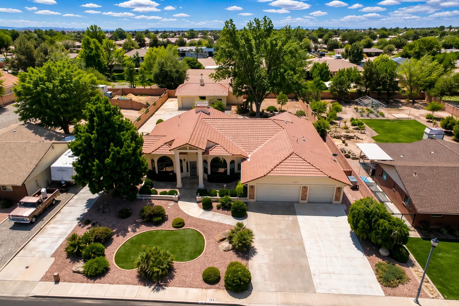 BLOOMINGTON RANCHES - Residential