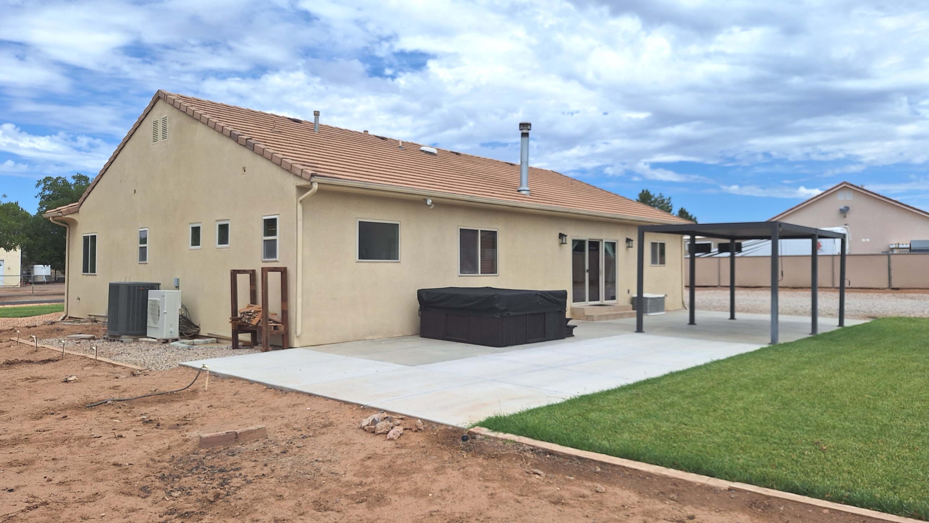 PARADISE ESTATES - Residential