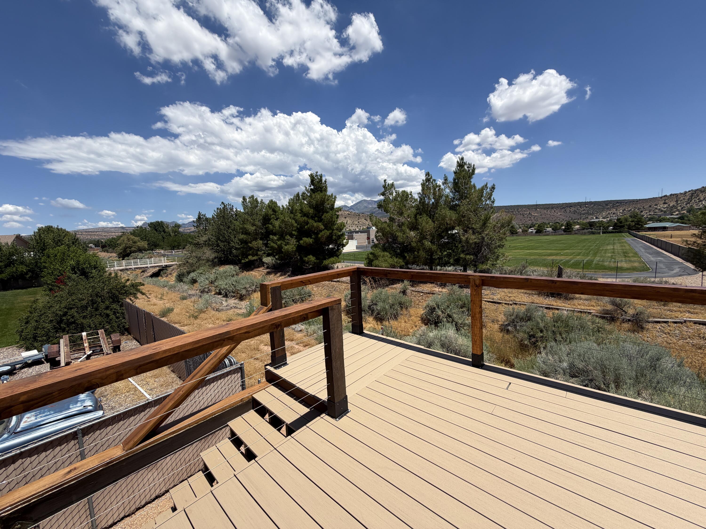 PARADISE ESTATES - Residential