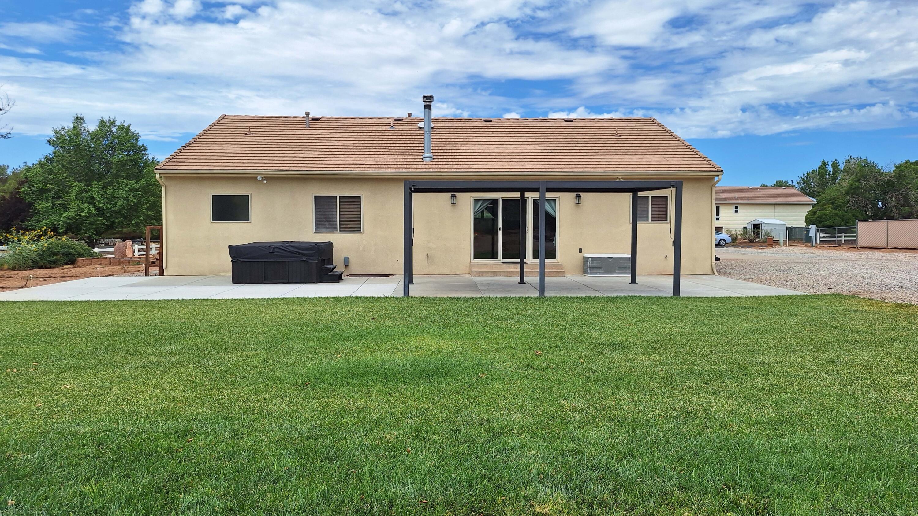 PARADISE ESTATES - Residential