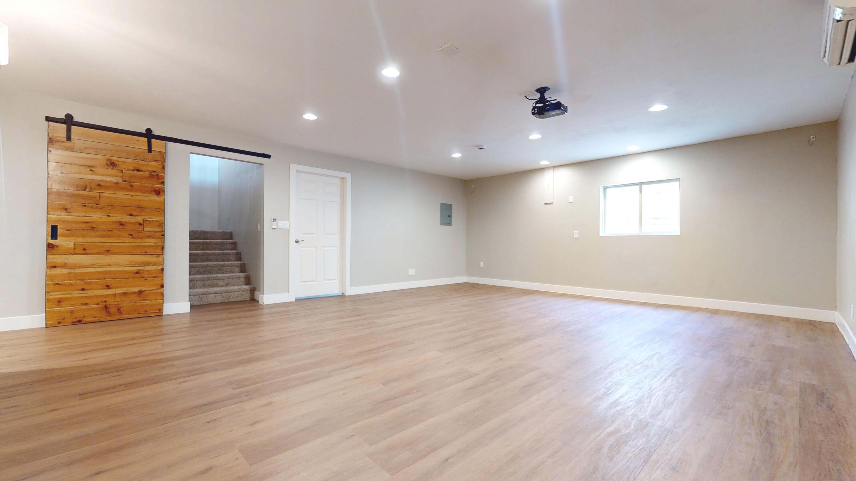 PARADISE ESTATES - Residential