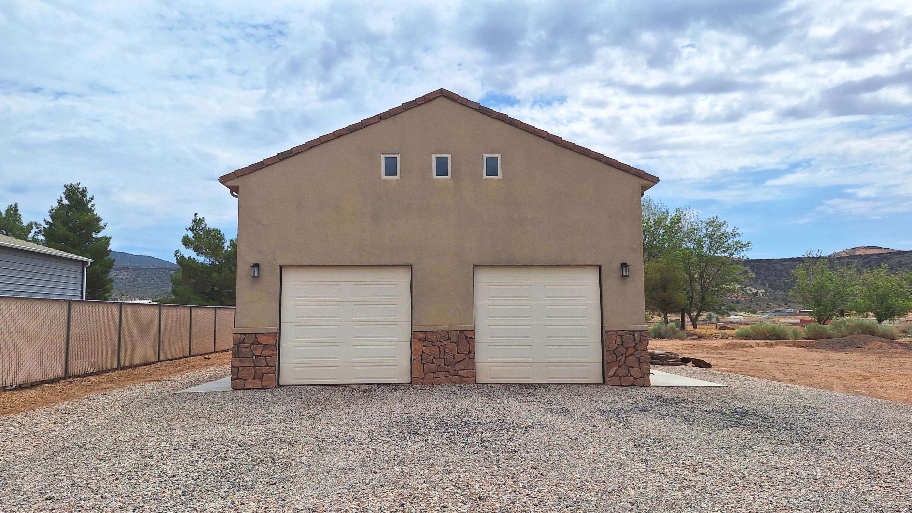 PARADISE ESTATES - Residential