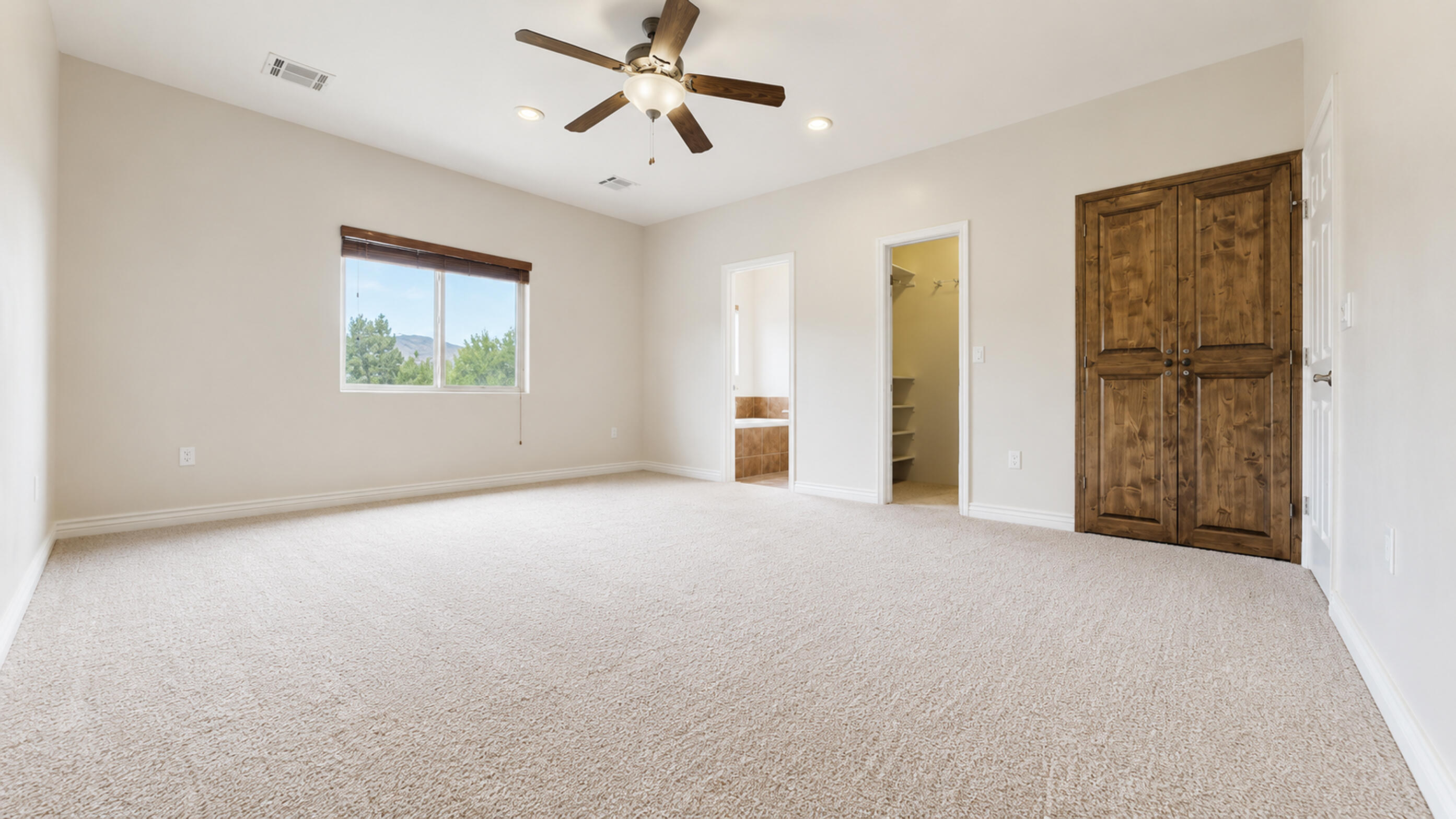 PARADISE ESTATES - Residential