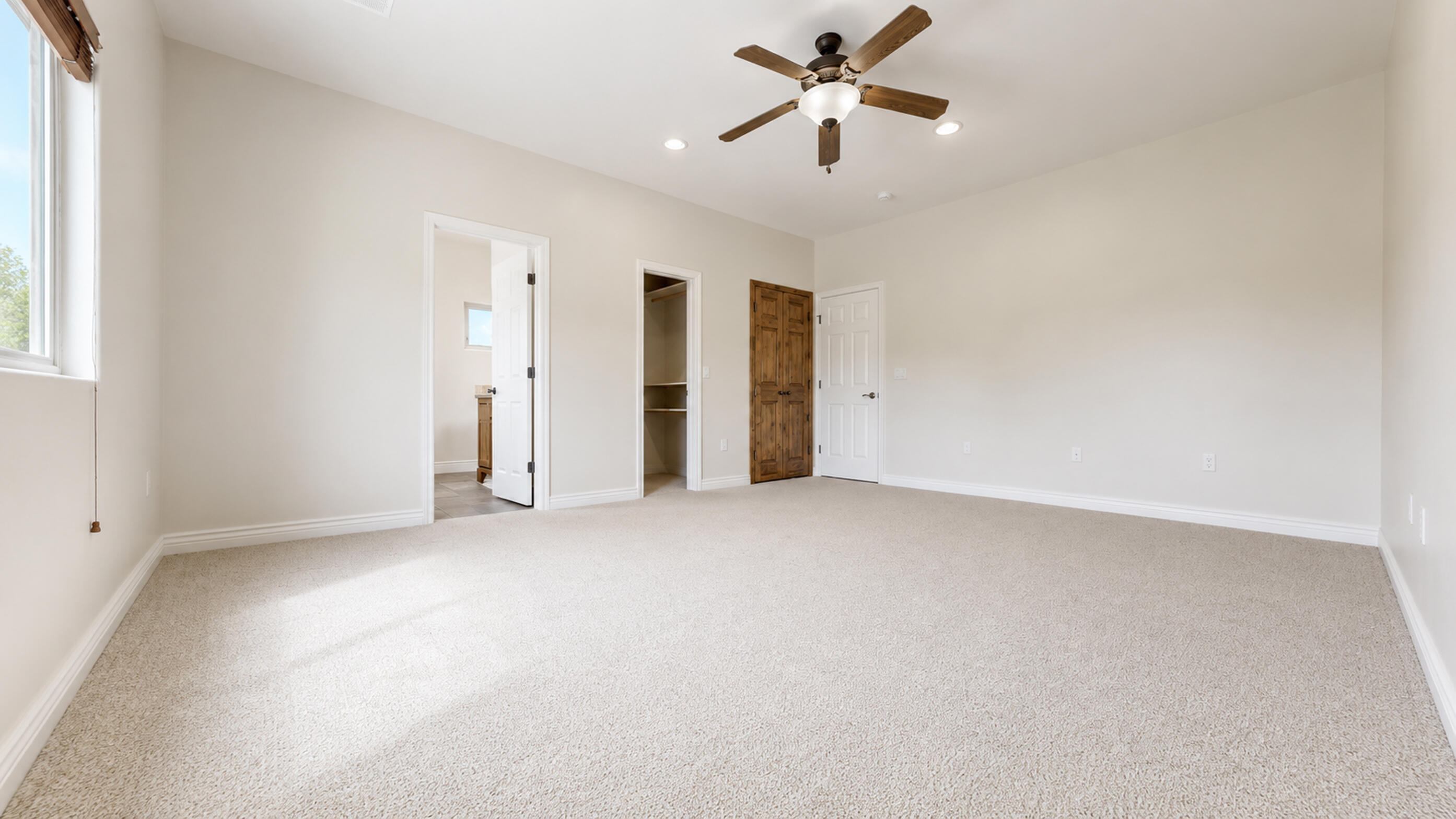 PARADISE ESTATES - Residential