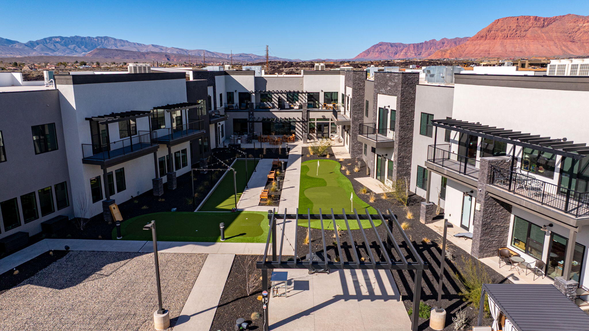 POINT AT SNOW CANYON - Residential