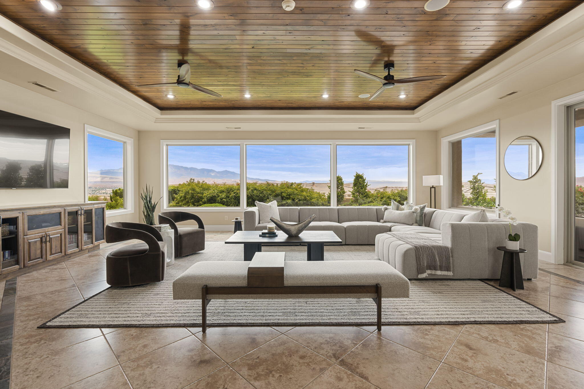 STONE CLIFF - Residential