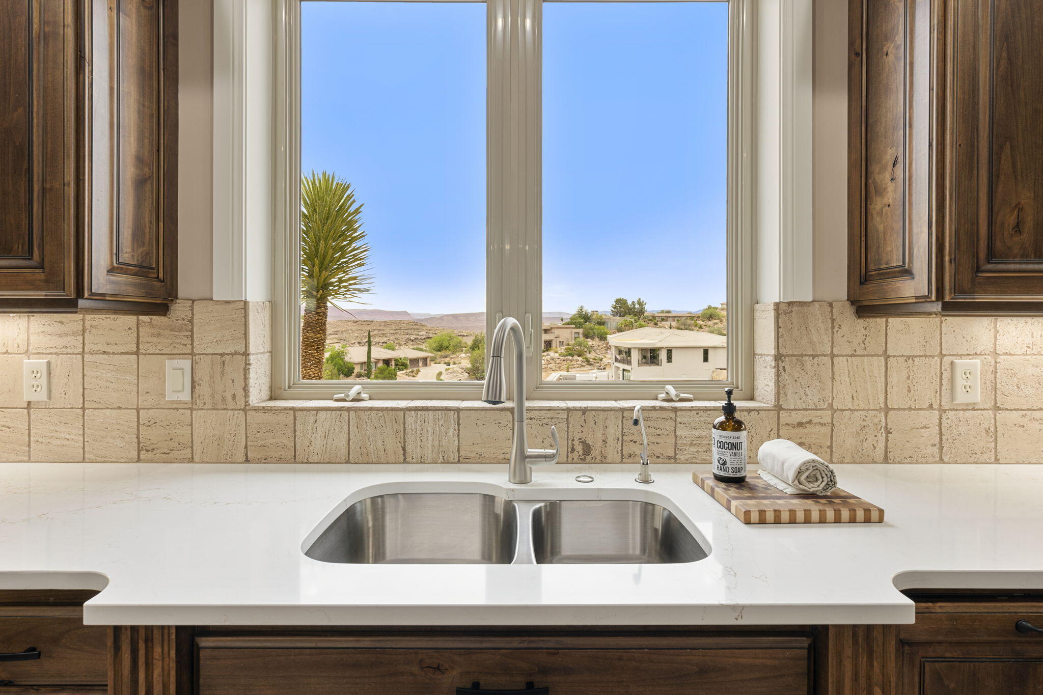 STONE CLIFF - Residential