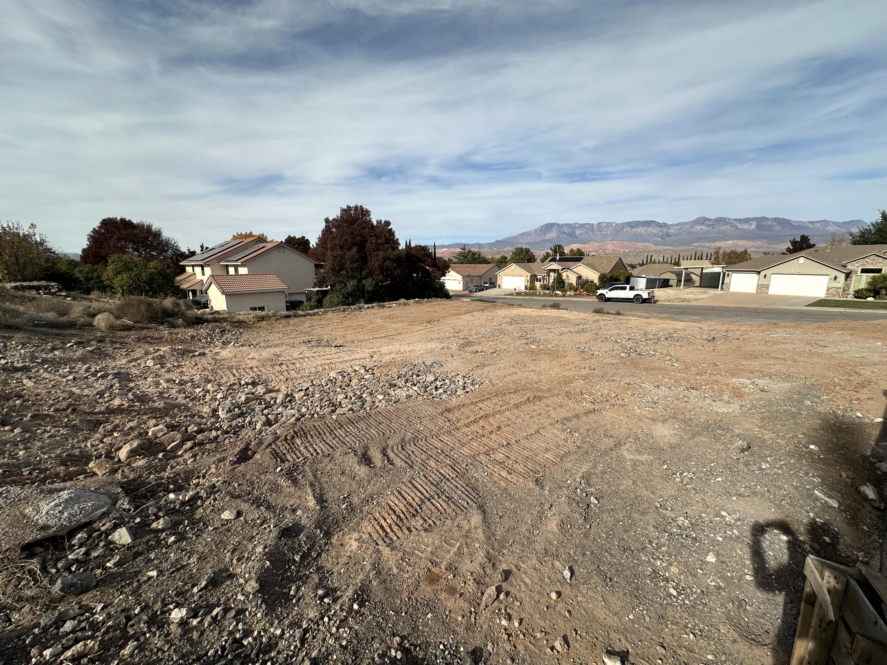 COLONIAL HEIGHTS SUB - Land
