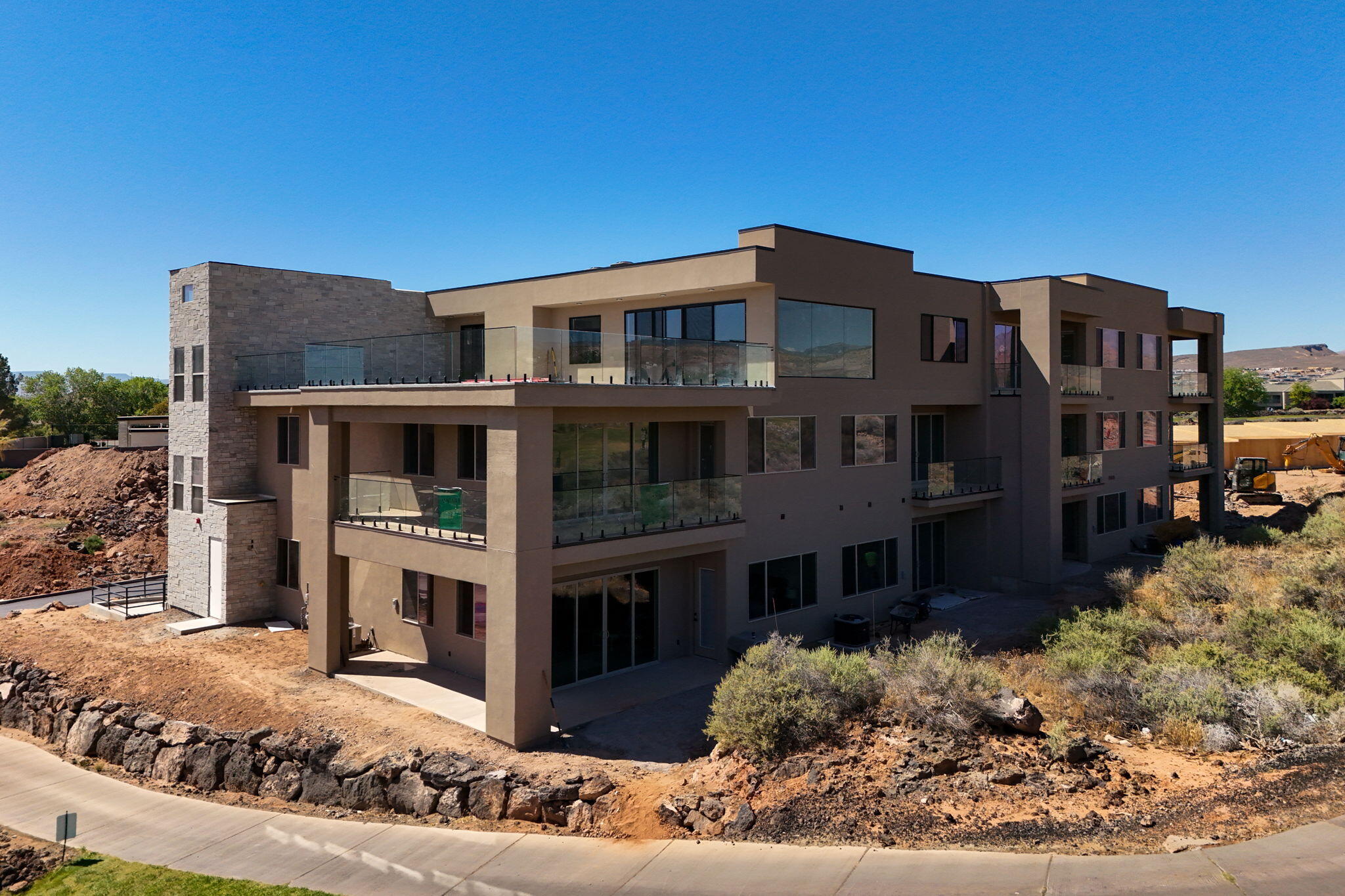 SIENNA PARK CONDOS - Residential