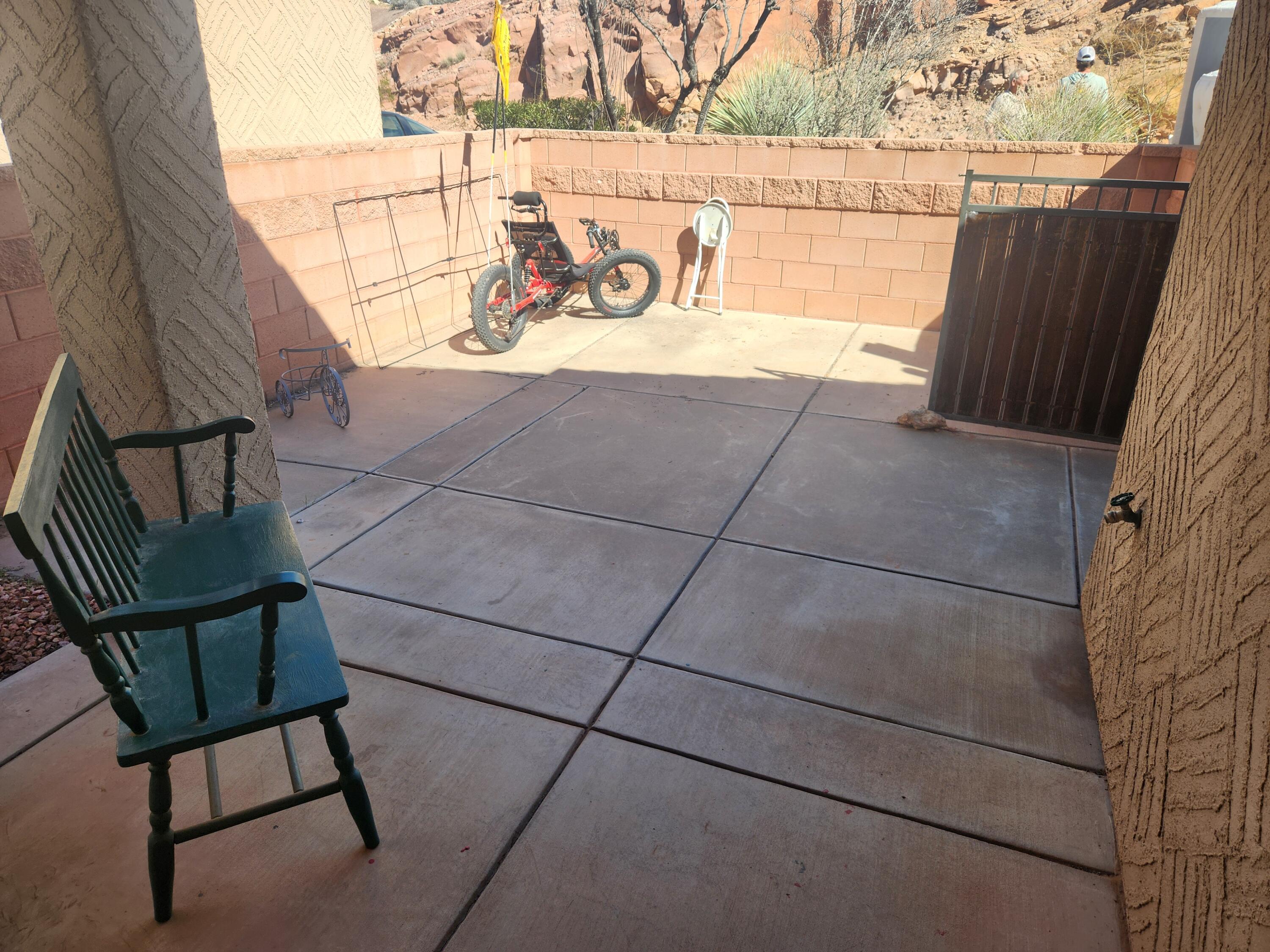CORAL CANYON - Residential