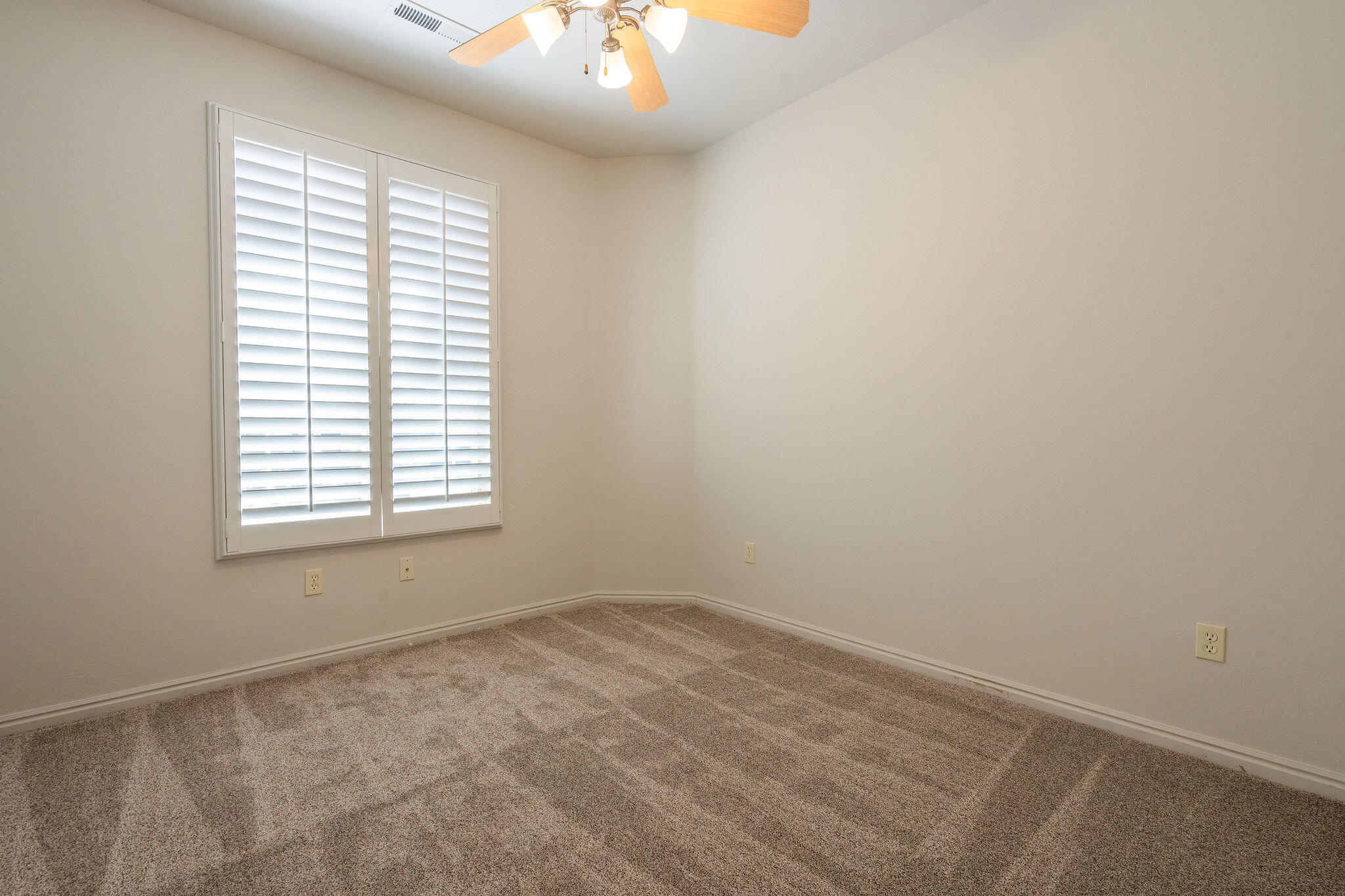 BLOOMINGTON HILLS - Residential