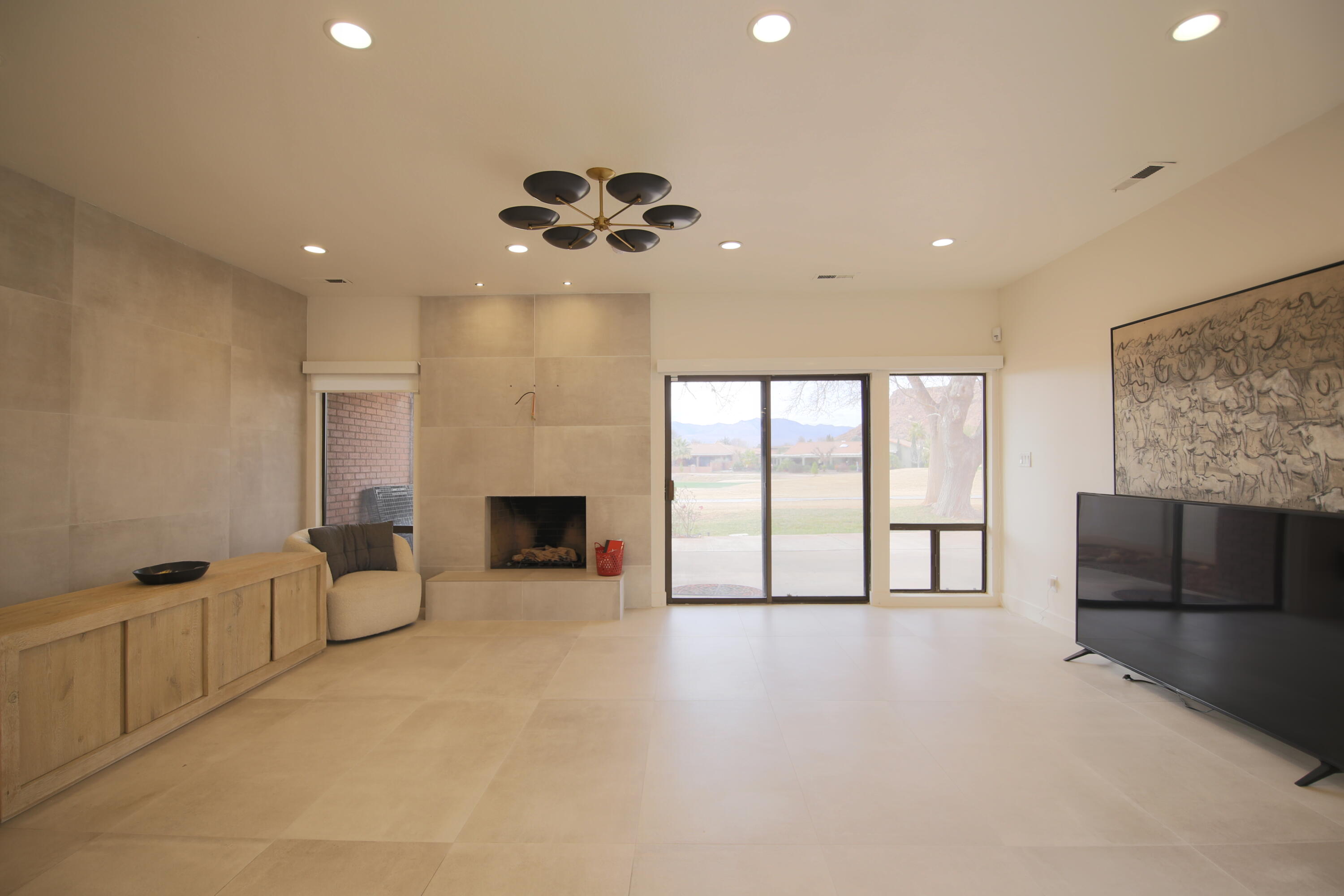 BLOOMINGTON COUNTRY CLUB - Residential