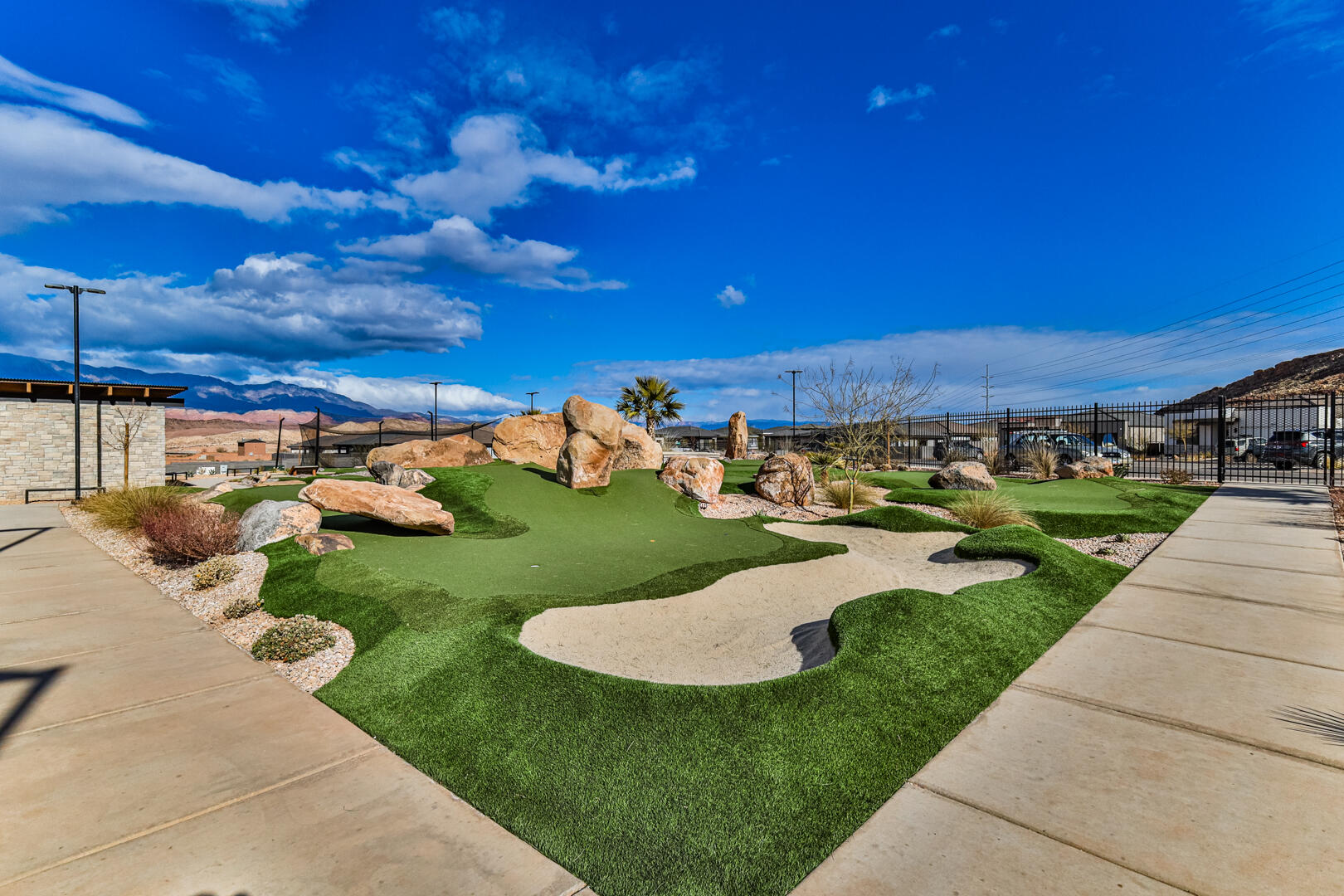 LABYRINTH PT AT LG VALLEY - Residential