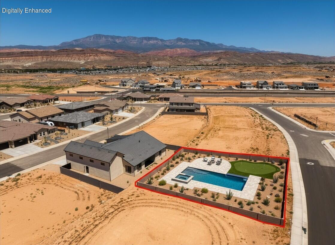 RED SLATE ESTATES - Residential