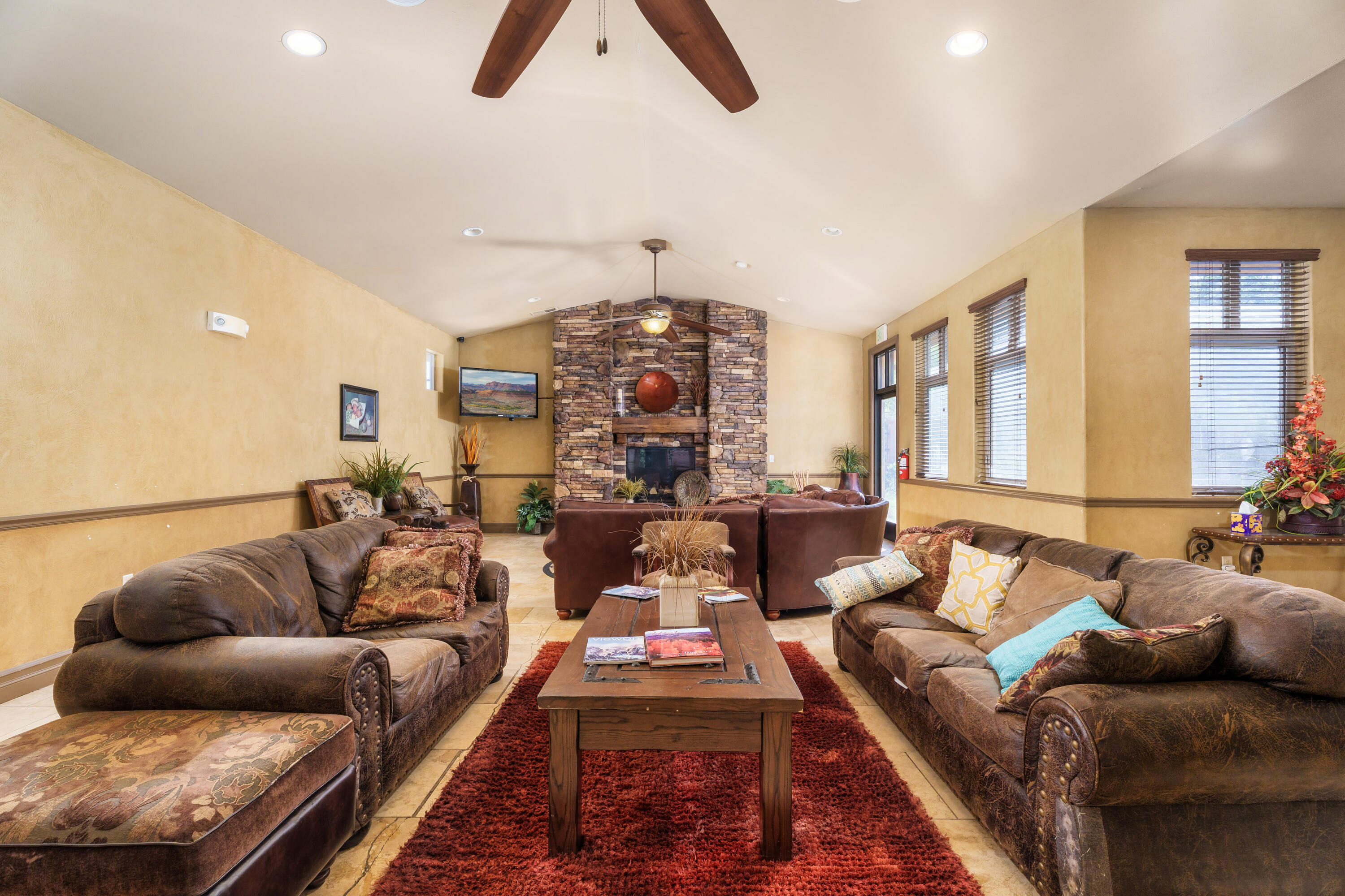 CORAL SPRINGS CONDOMINIUMS - Residential