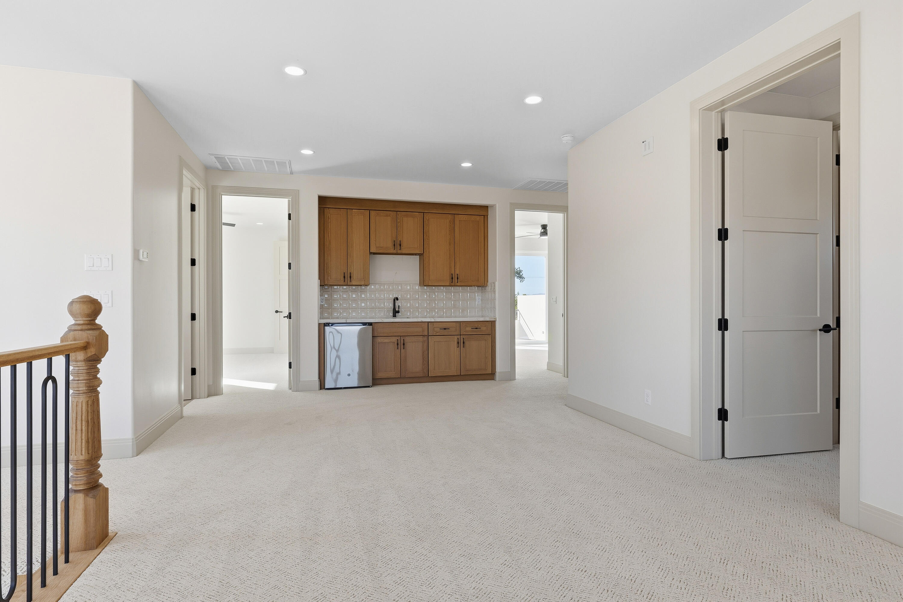 FALCON RIDGE - Residential