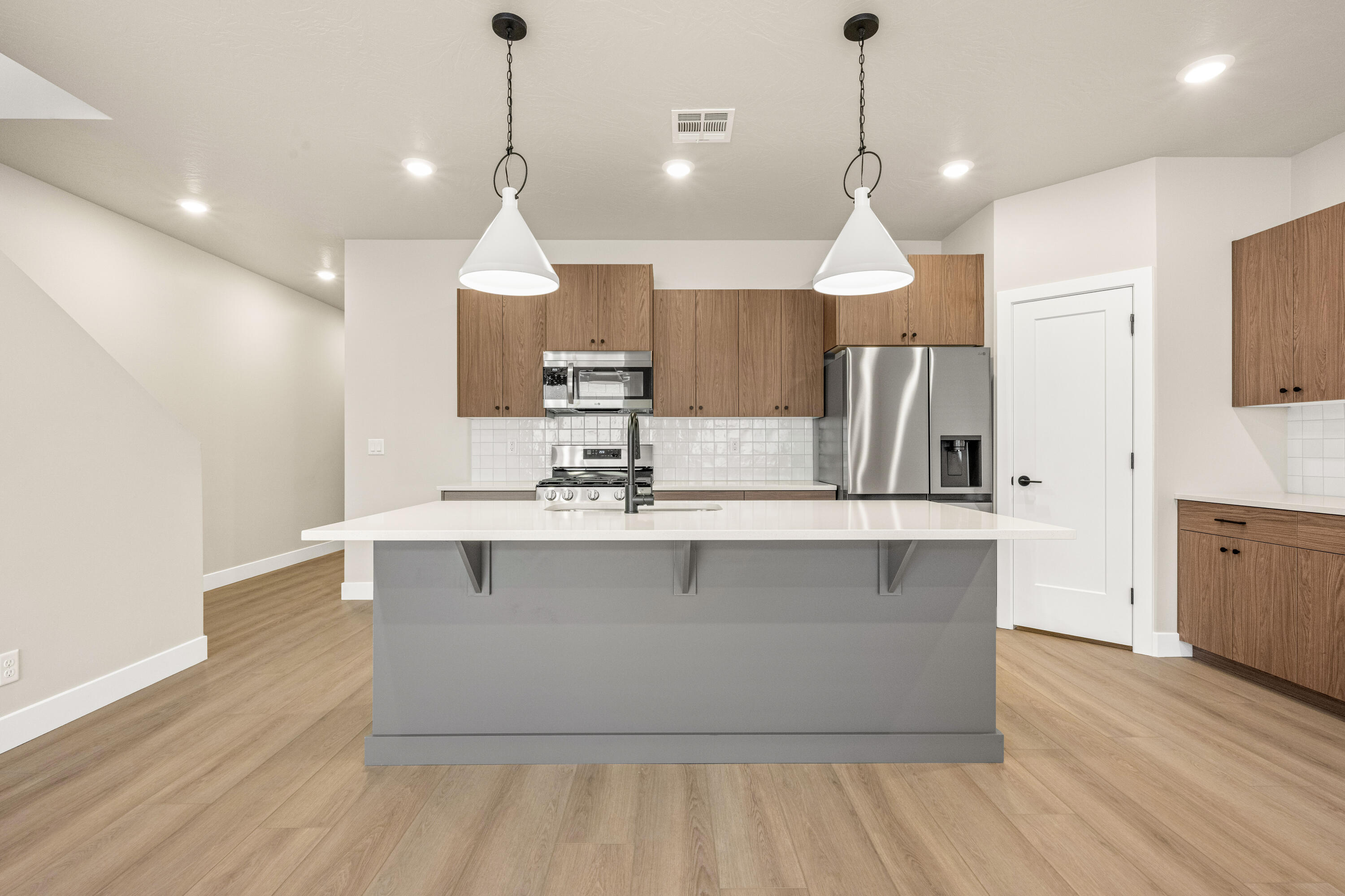 RISE AT CORAL CANYON - Residential
