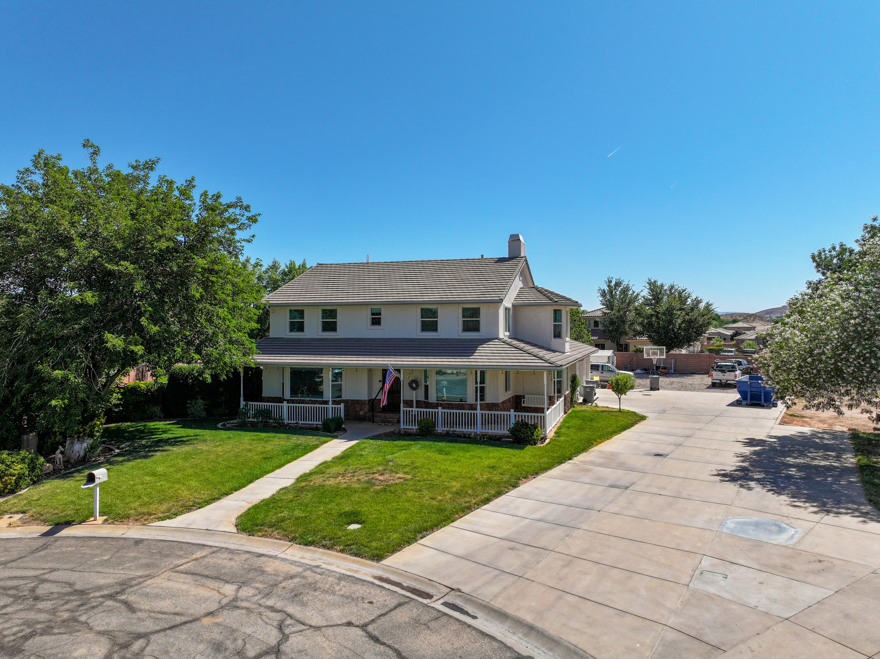 PINE VIEW ESTATES - Residential