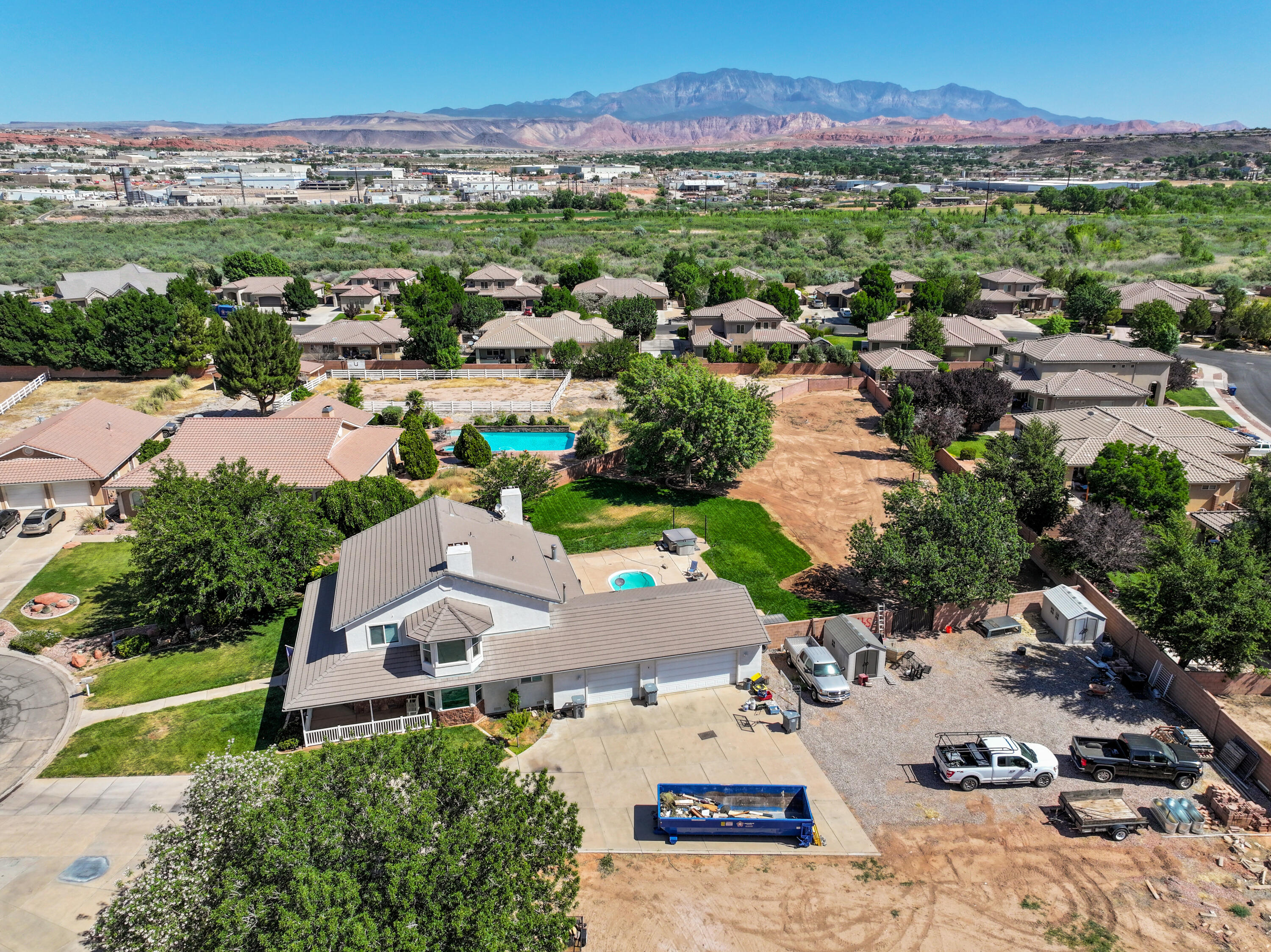 PINE VIEW ESTATES - Residential