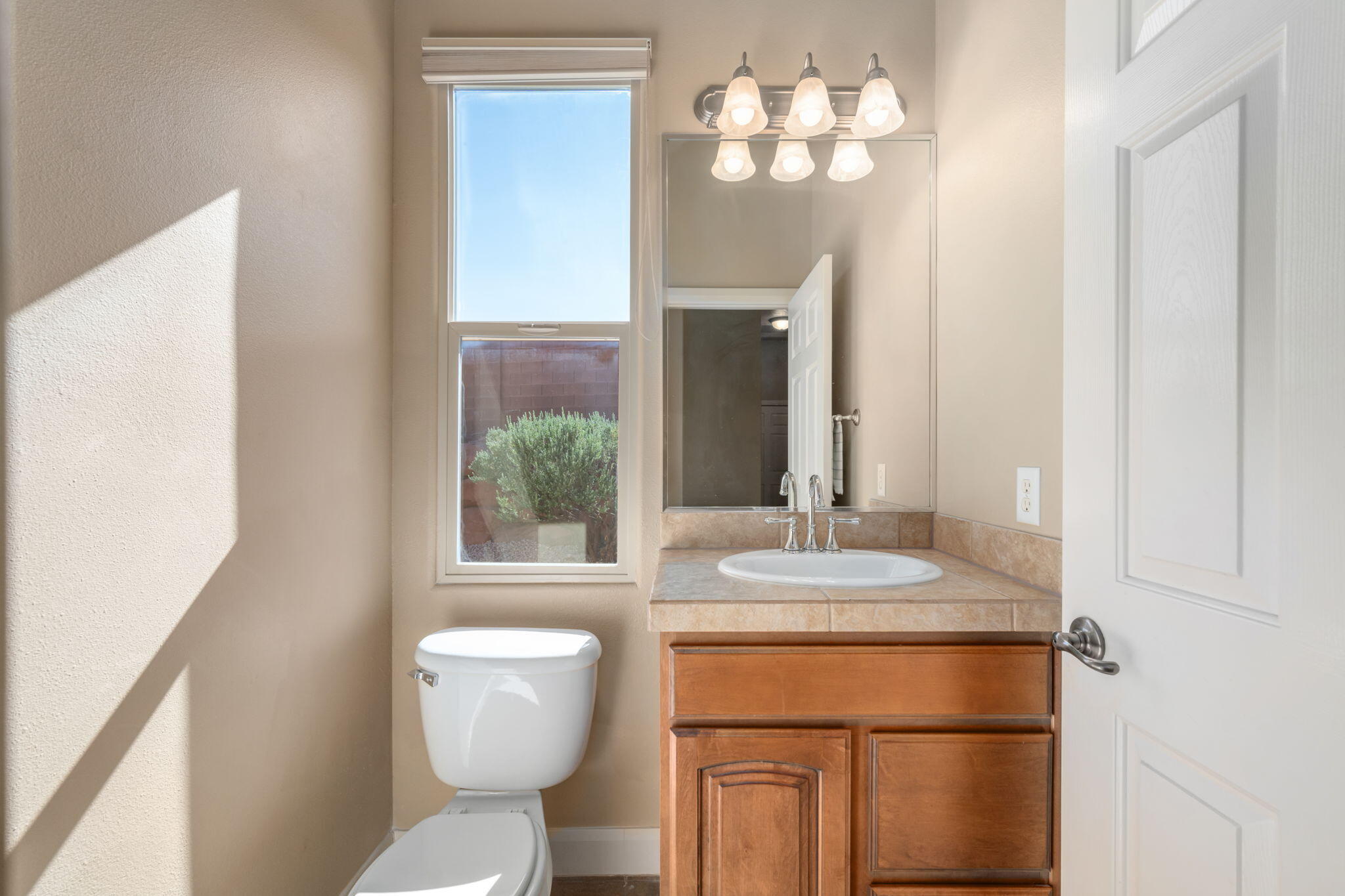 PARADISE CANYON - Residential